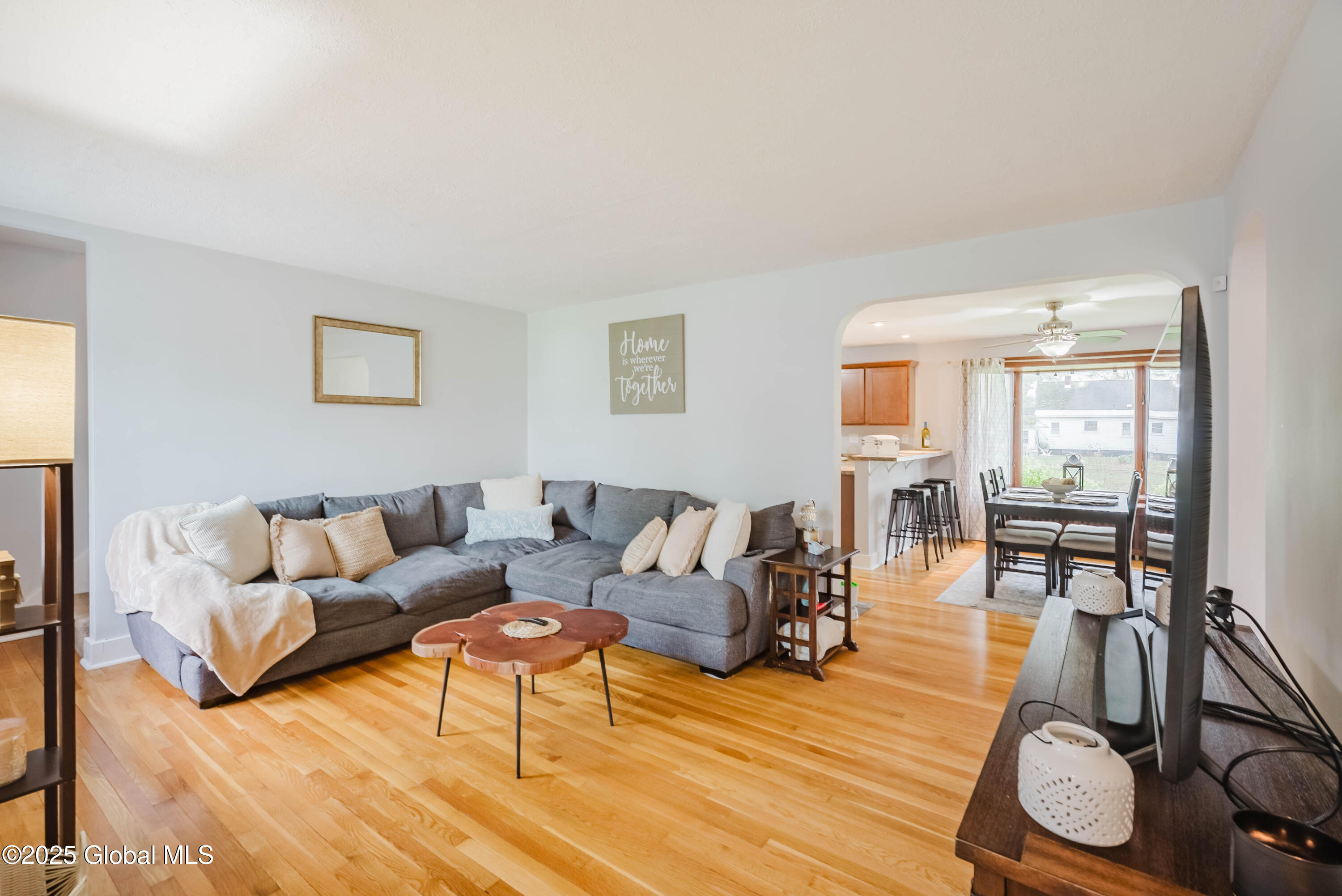 2081 Chepstow Road, Schenectady, New York image 6
