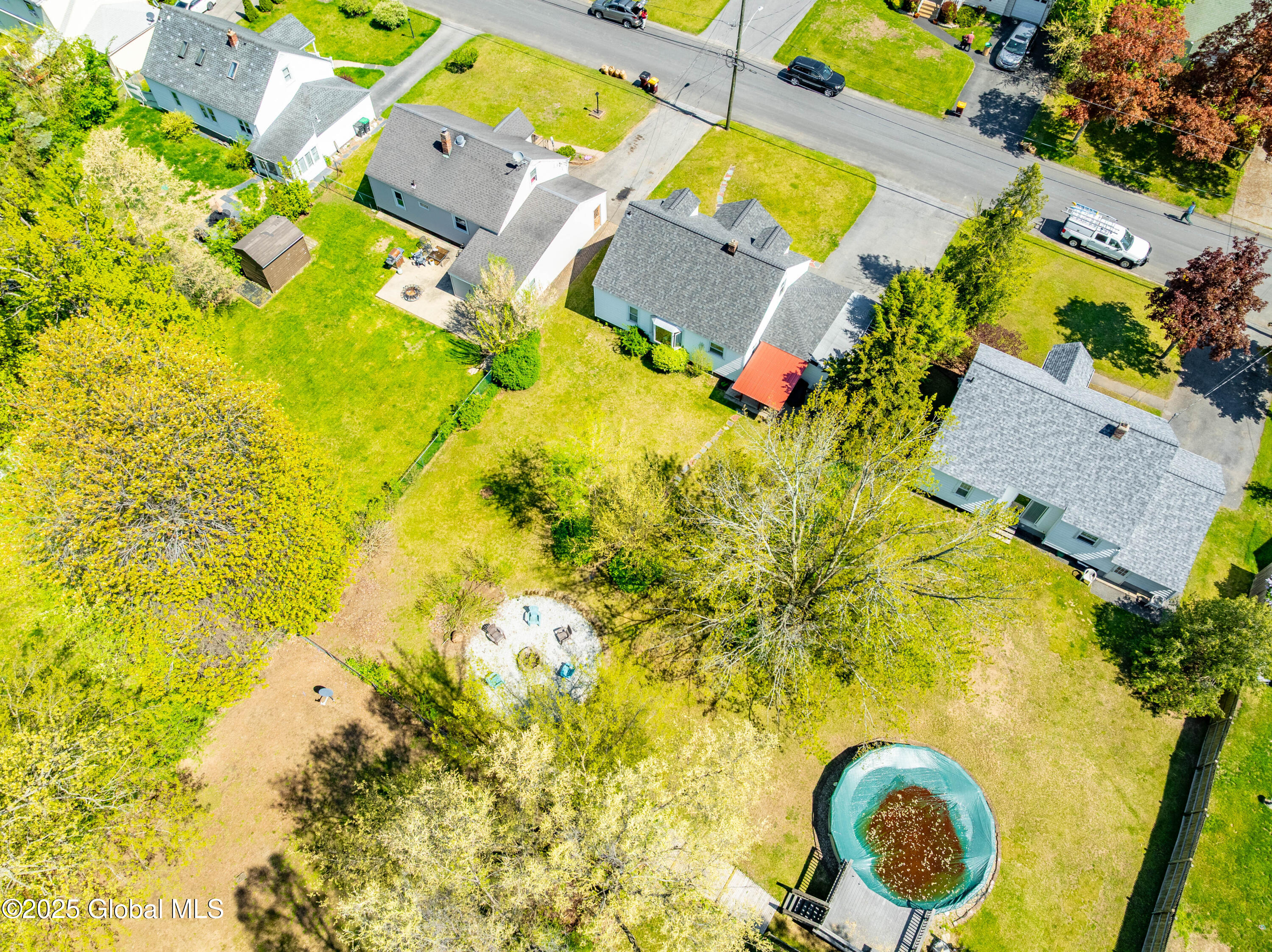 2081 Chepstow Road, Schenectady, New York image 35