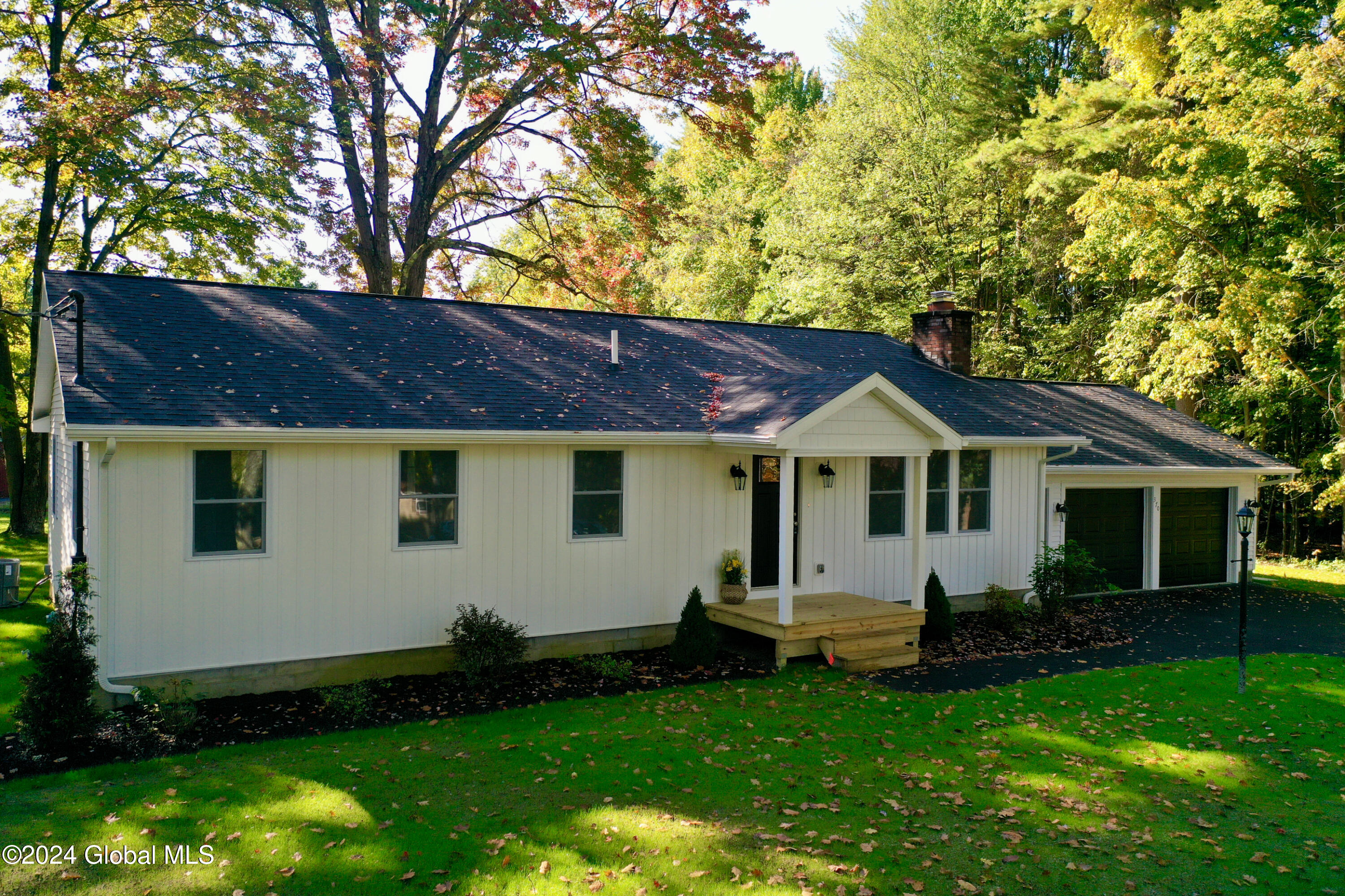 370 Leroux Road, Middle Grove, New York image 6