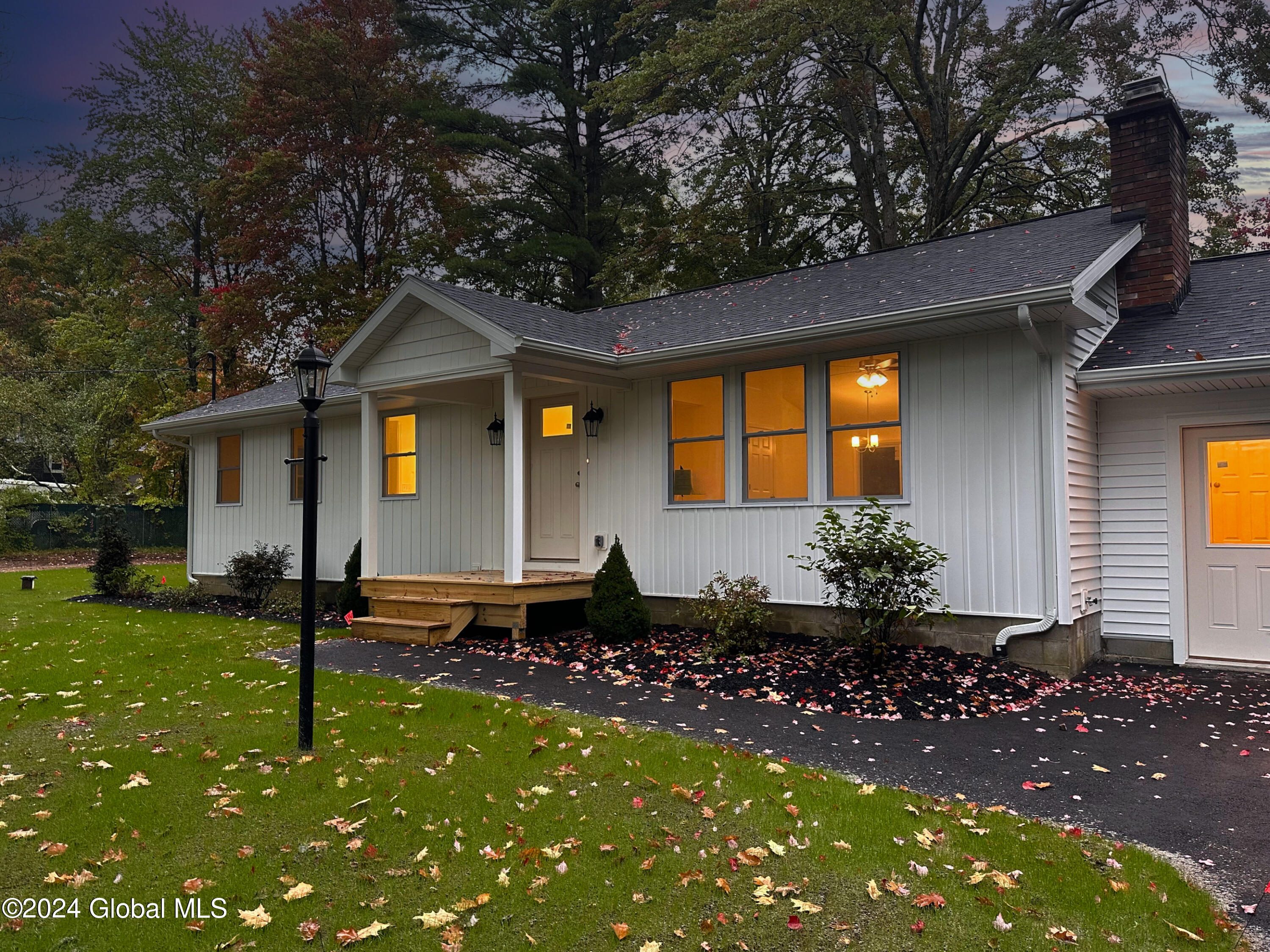 370 Leroux Road, Middle Grove, New York image 1