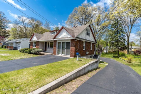 Photo of 533 Church Road #Unit 2, Albany, NY 12203 (MLS # 202625423)