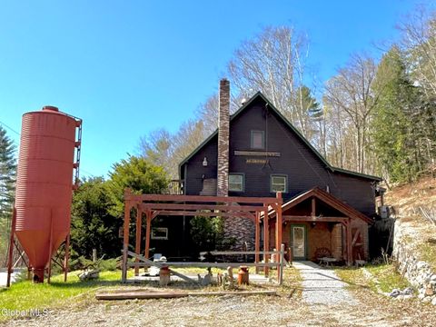 L4.200 US-9 Schroon Lake NY 12870