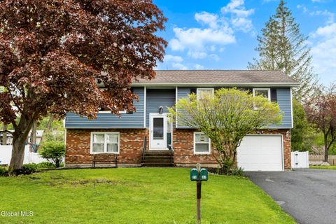 Photo of 28 Vista Lane, Selkirk, NY 12158 (MLS # 202617212)