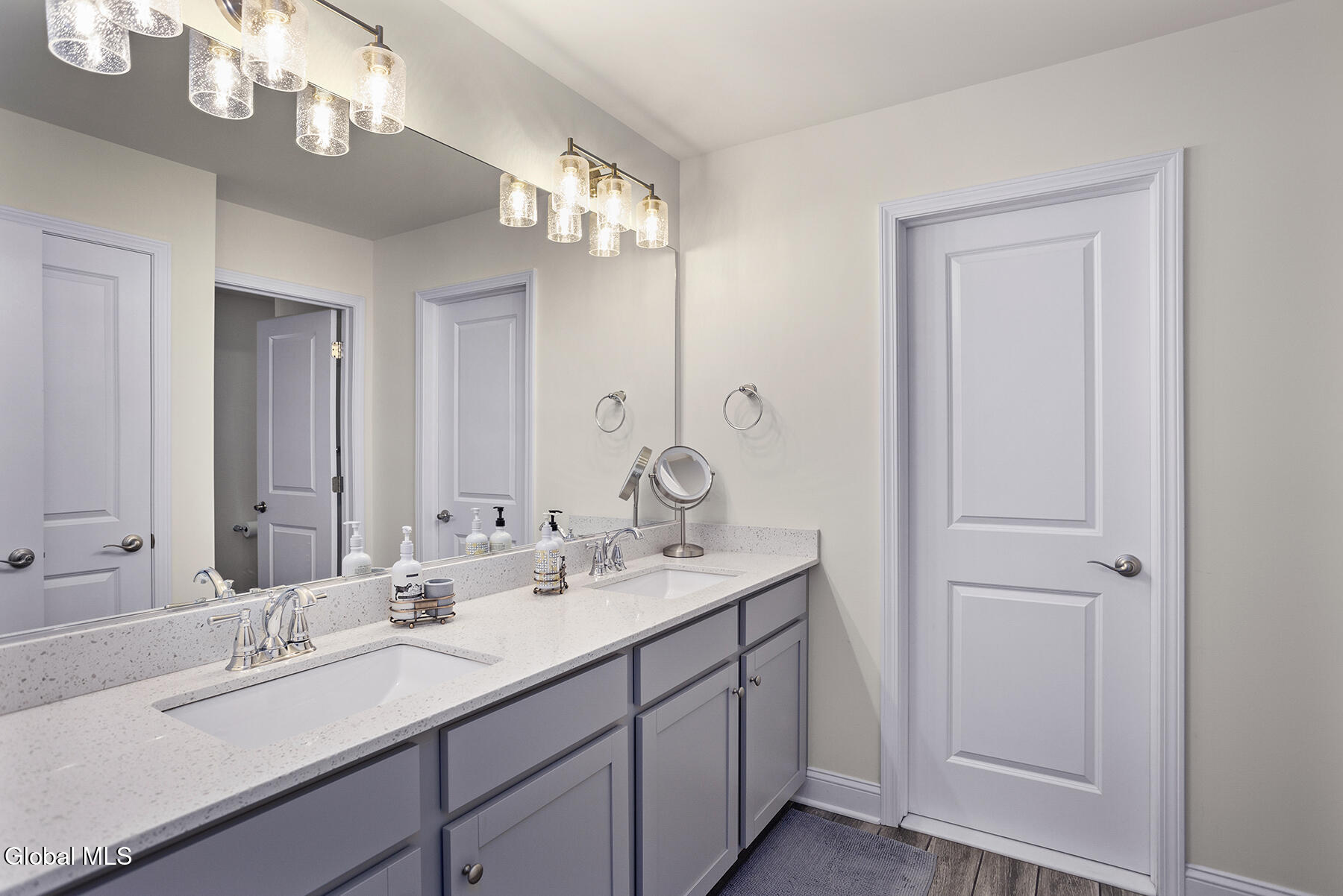 Round Lake, New York 12151, United States, 3 Bedrooms Bedrooms, ,3 BathroomsBathrooms,Residential,Pending,188587