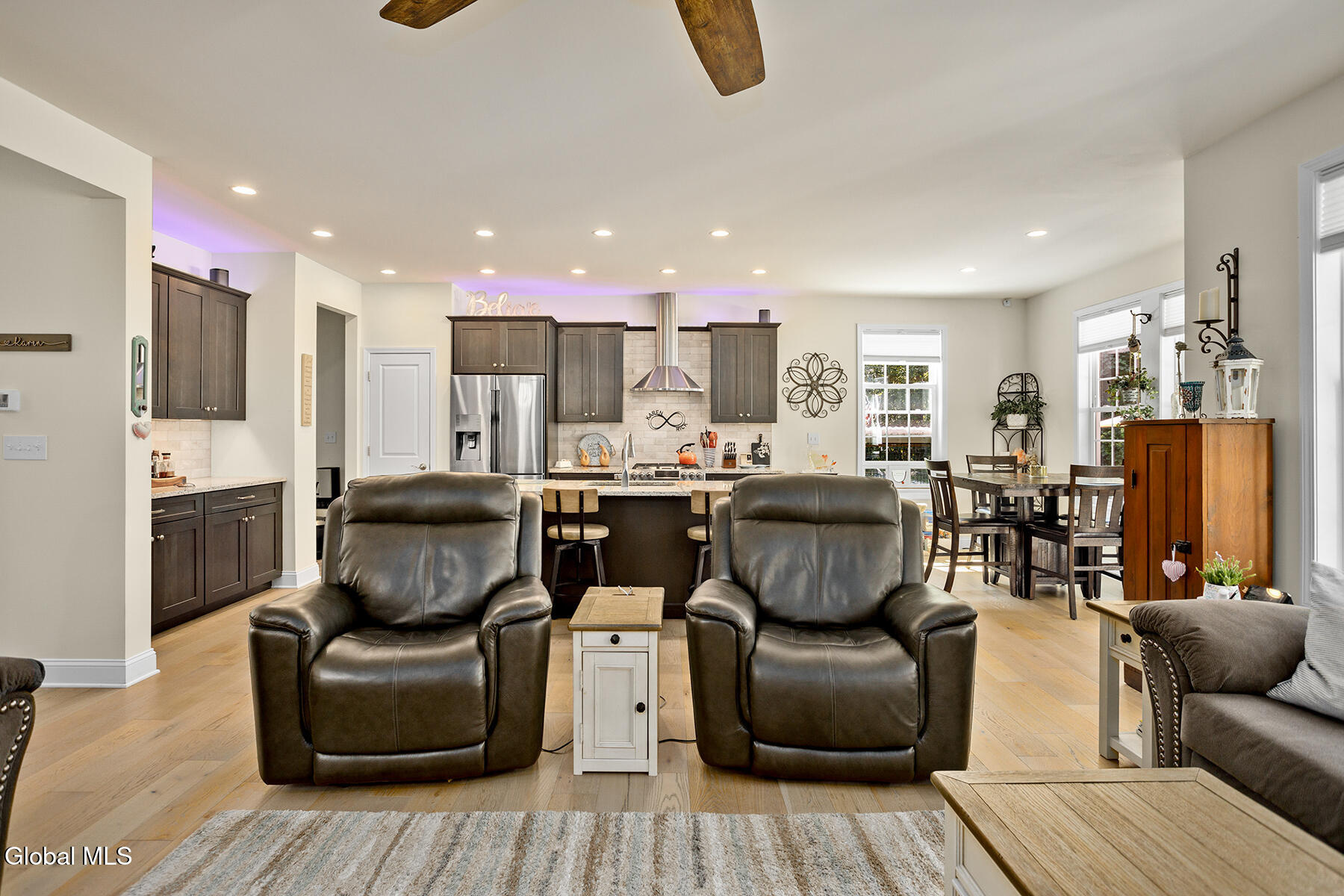 Round Lake, New York 12151, United States, 3 Bedrooms Bedrooms, ,3 BathroomsBathrooms,Residential,Pending,188587