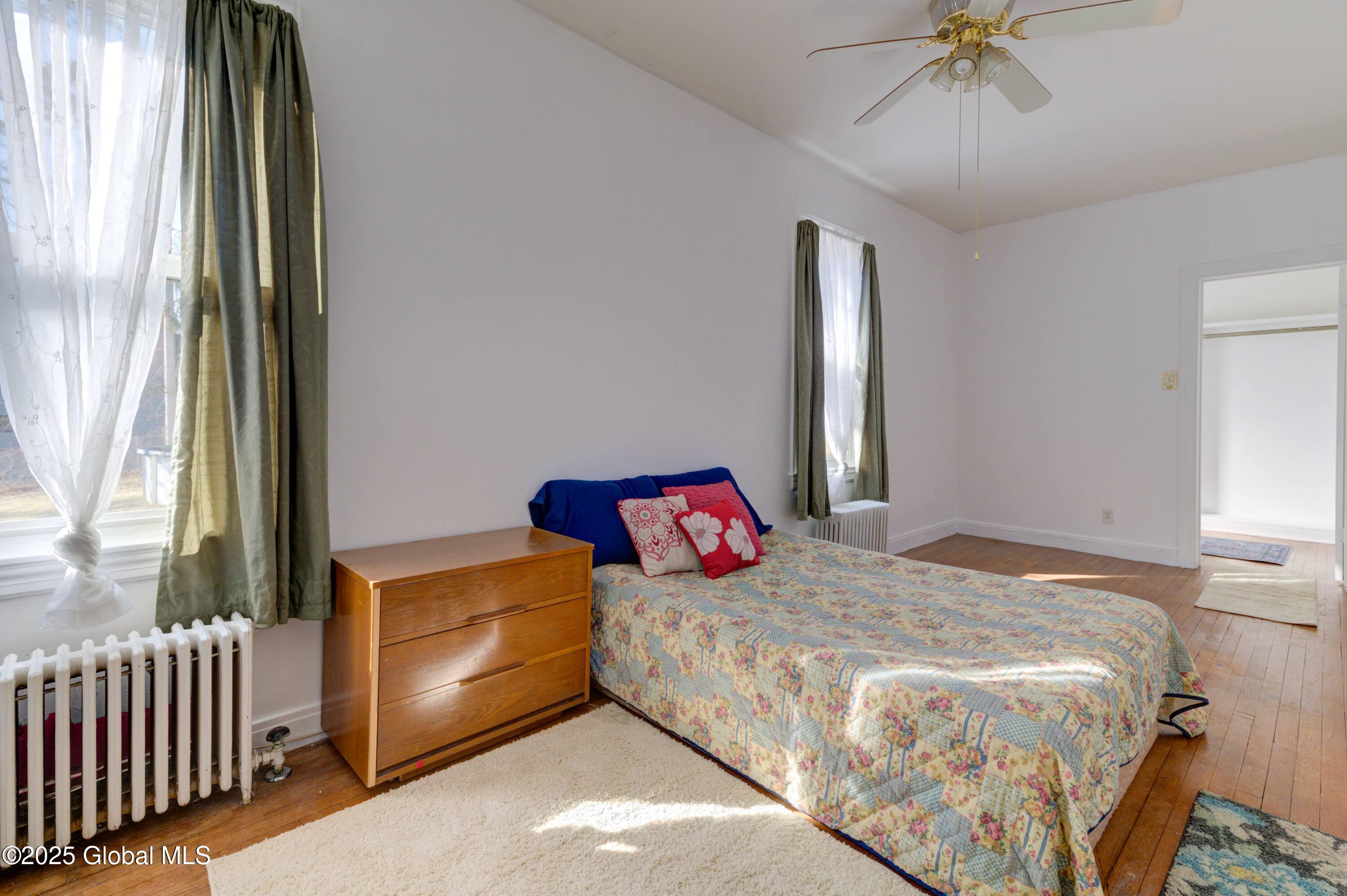4 Hamilton Place, Cohoes, New York image 23