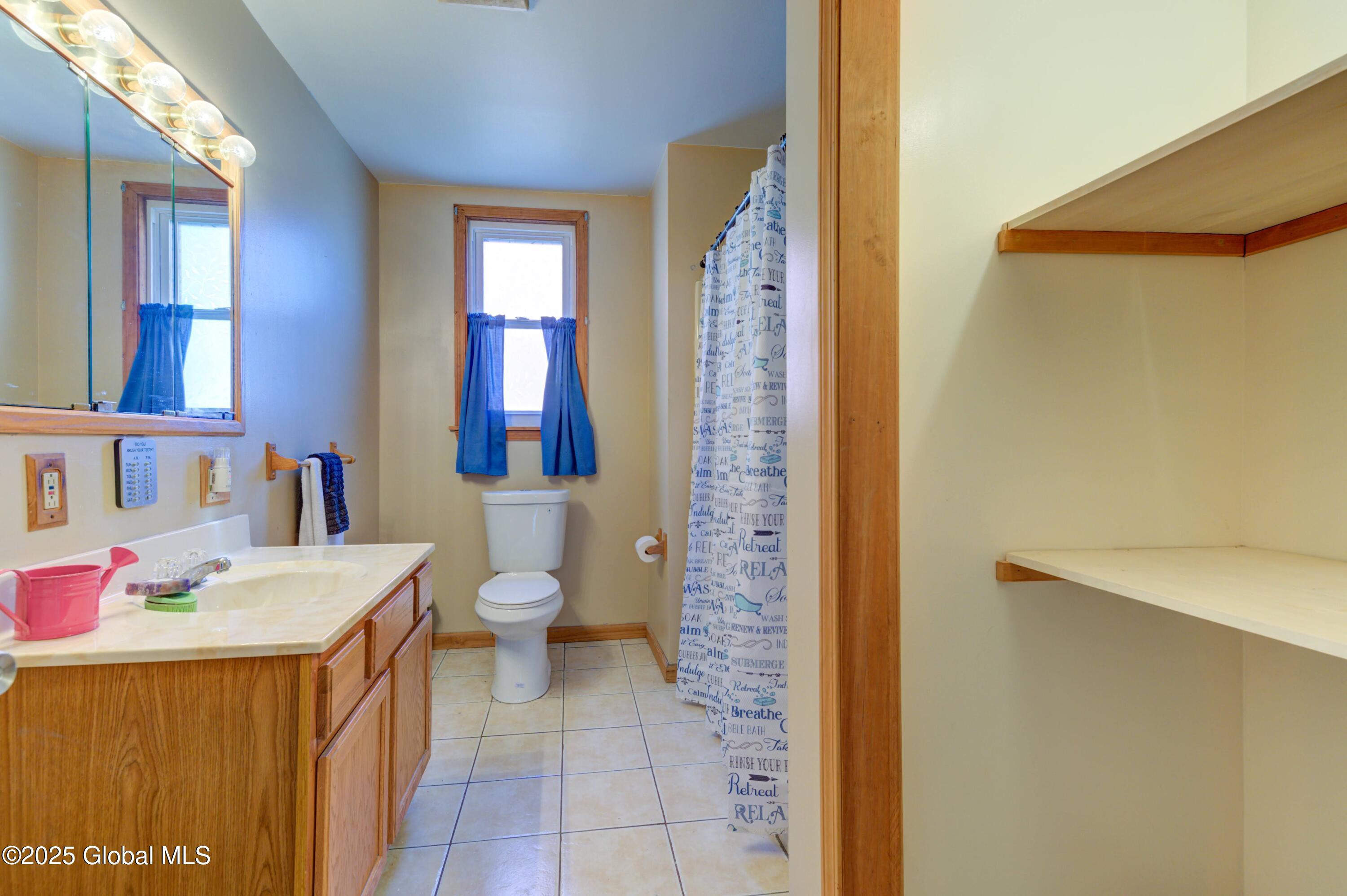 4 Hamilton Place, Cohoes, New York image 26