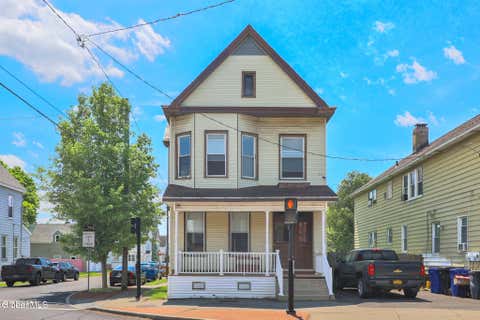 Multifamily For Sale - 900 19th Street<br/> Watervliet, NY 12189