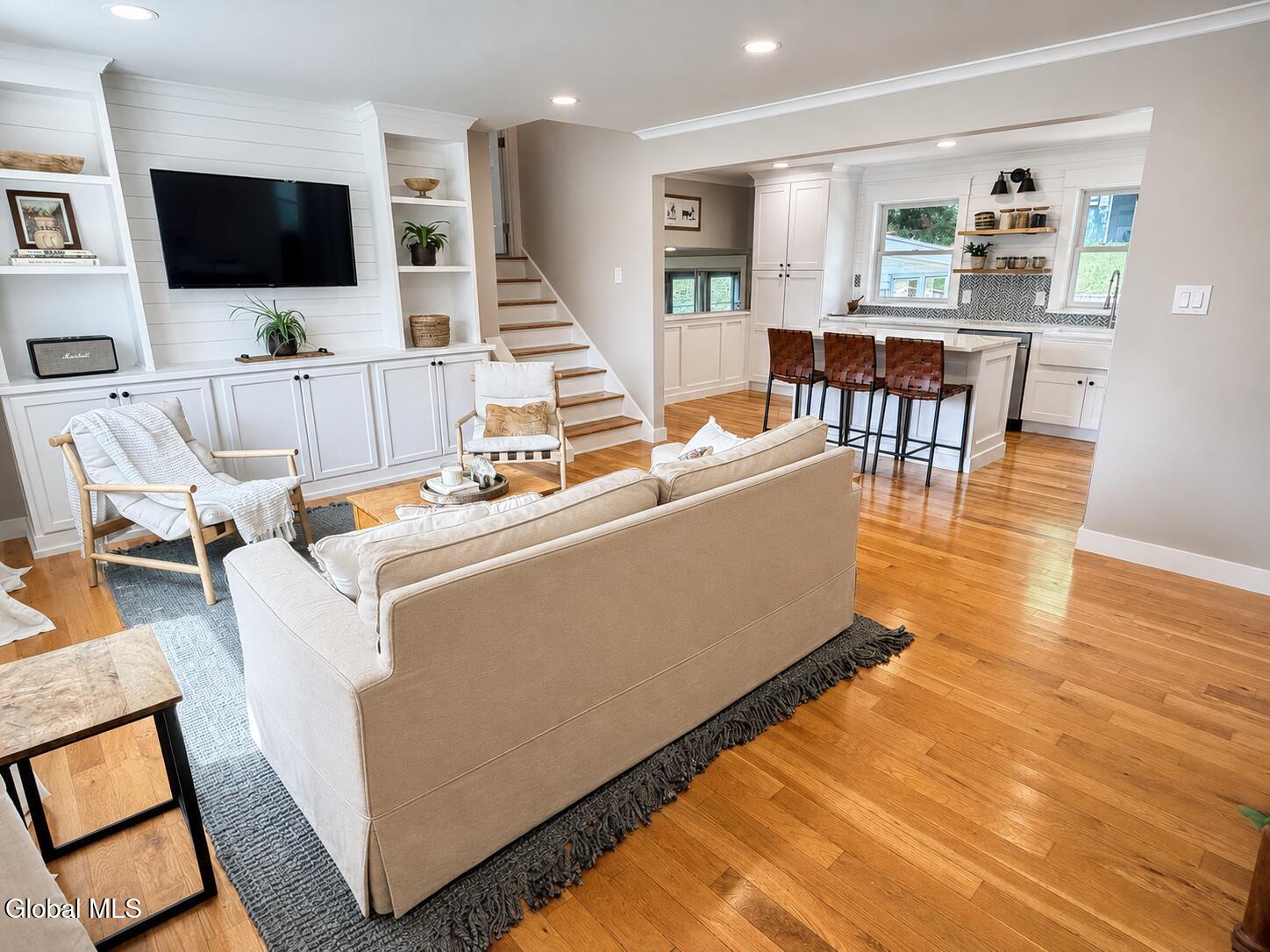 3 Colonial Court