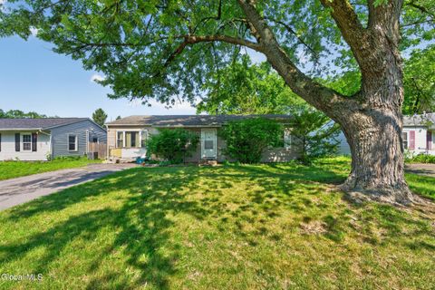 Photo of 22 Mildred Lane, Latham, NY 12110 (MLS # 202620754)