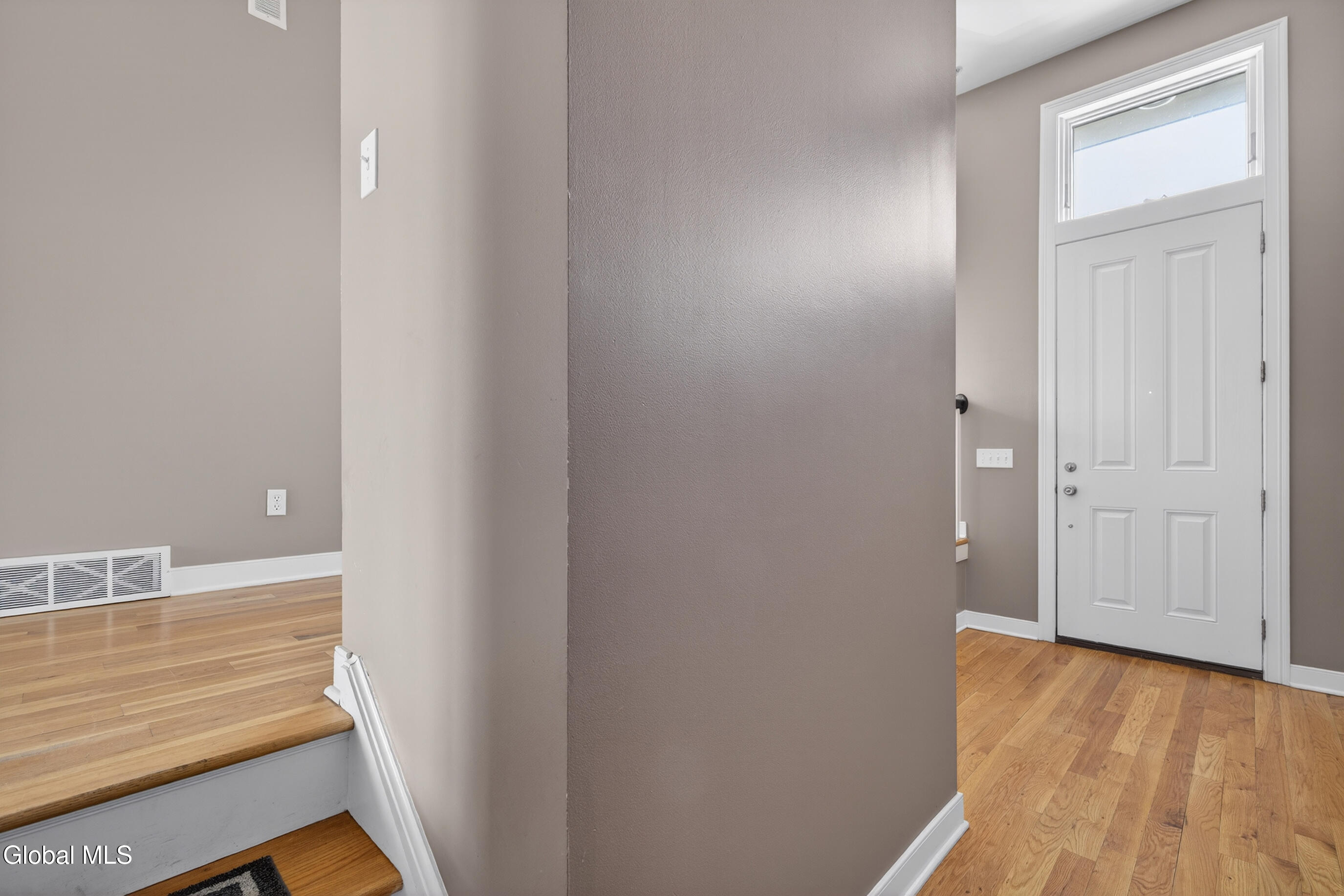 4 Bryn Mawr Court