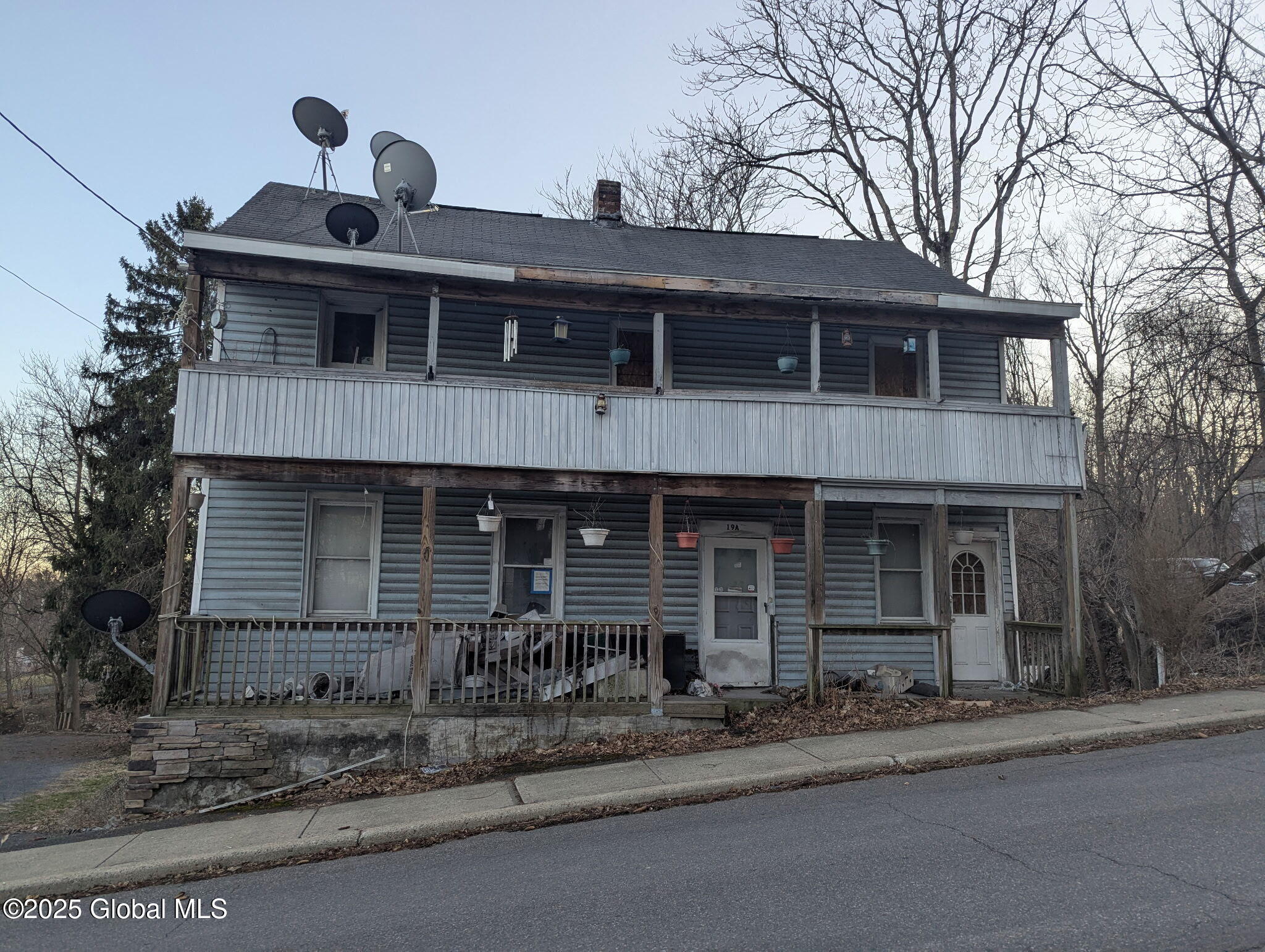 Listing image 1