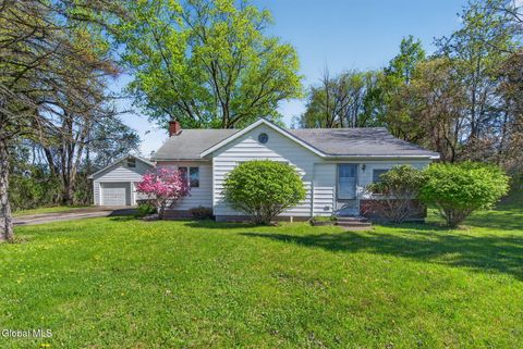Photo of 351 Farm To Market Road, Mechanicville, NY 12118 (MLS # 202616706)