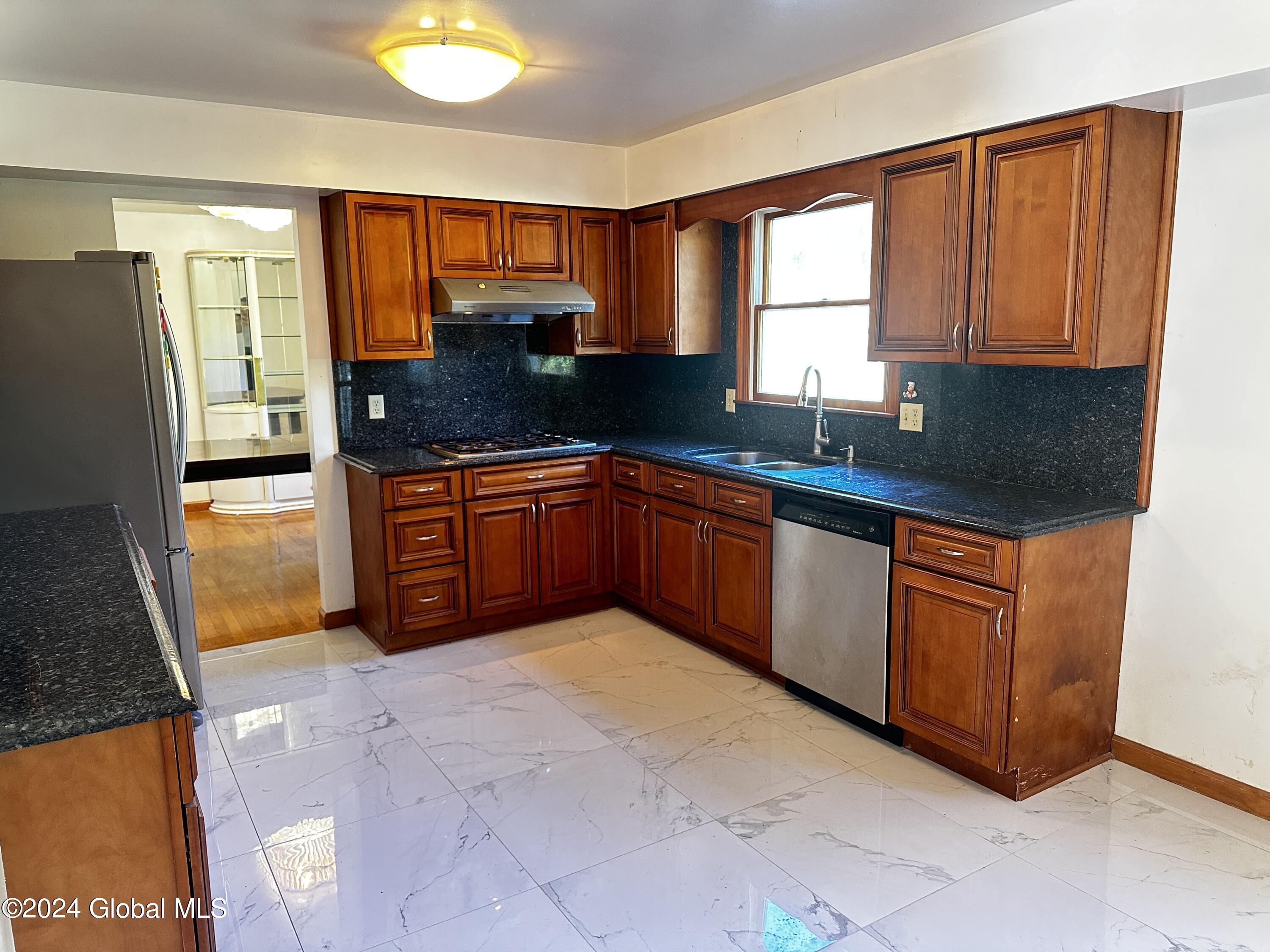 16 Warwick Way, Schenectady, New York image 14