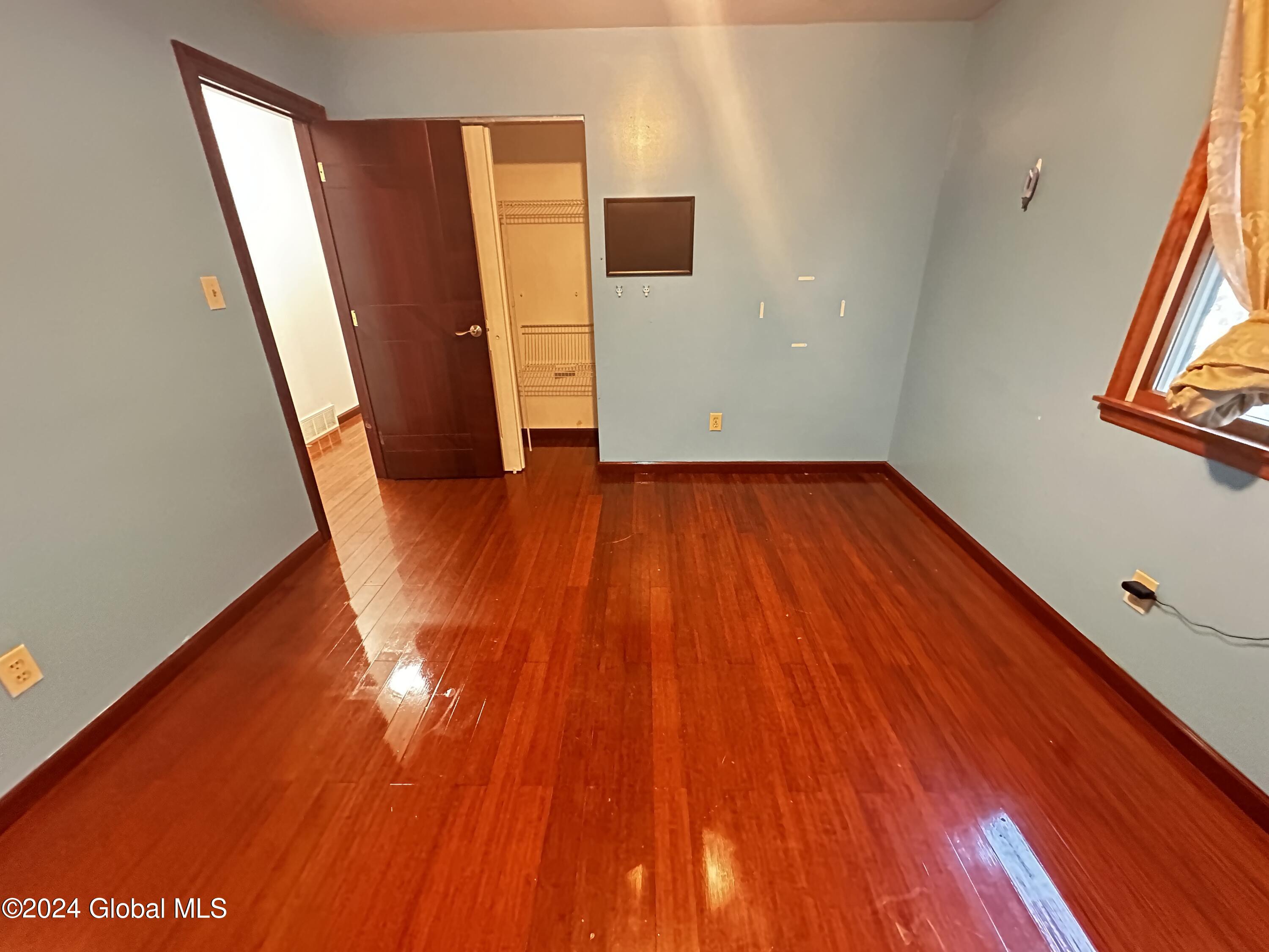 16 Warwick Way, Schenectady, New York image 48