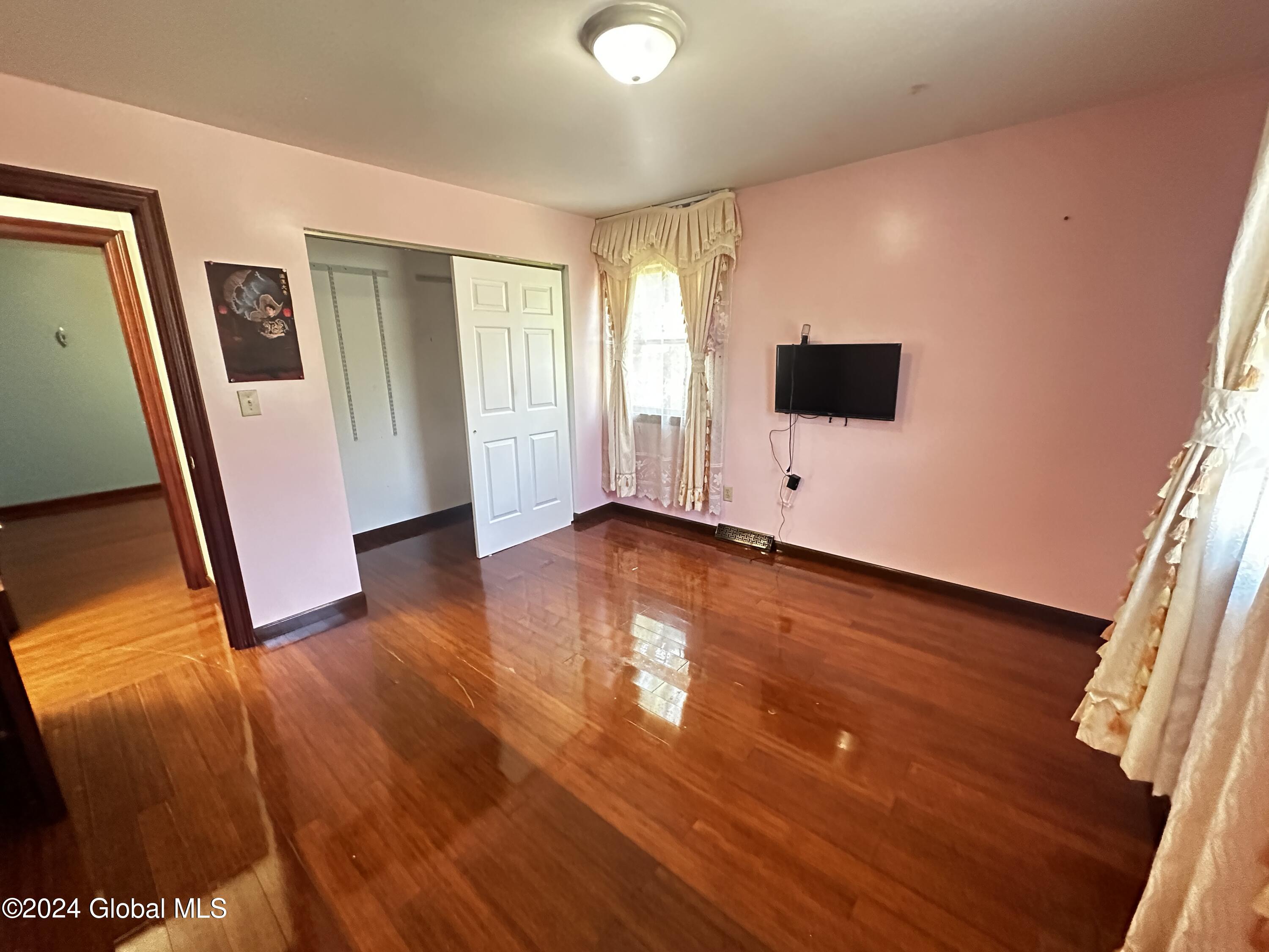 16 Warwick Way, Schenectady, New York image 42