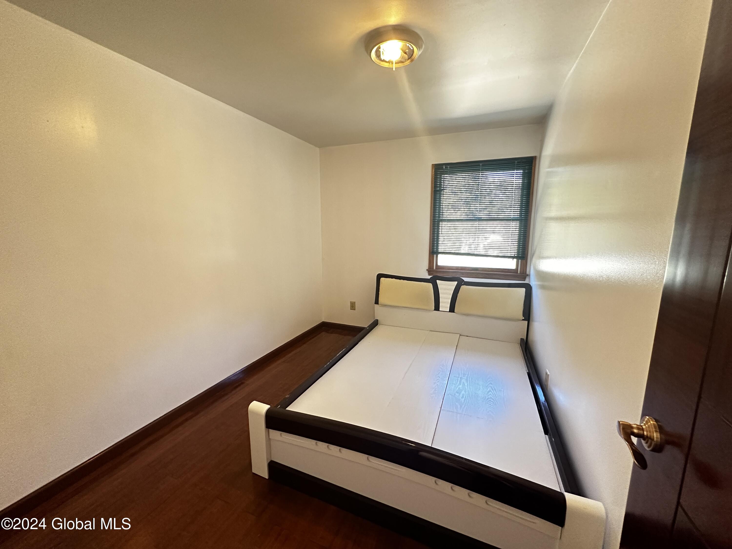 16 Warwick Way, Schenectady, New York image 39