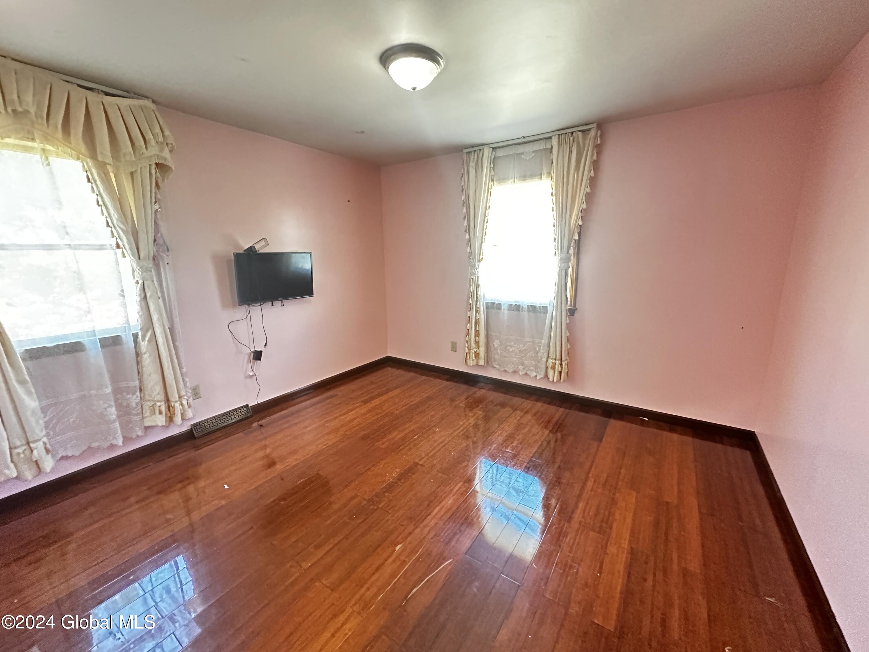 16 Warwick Way, Schenectady, New York image 41