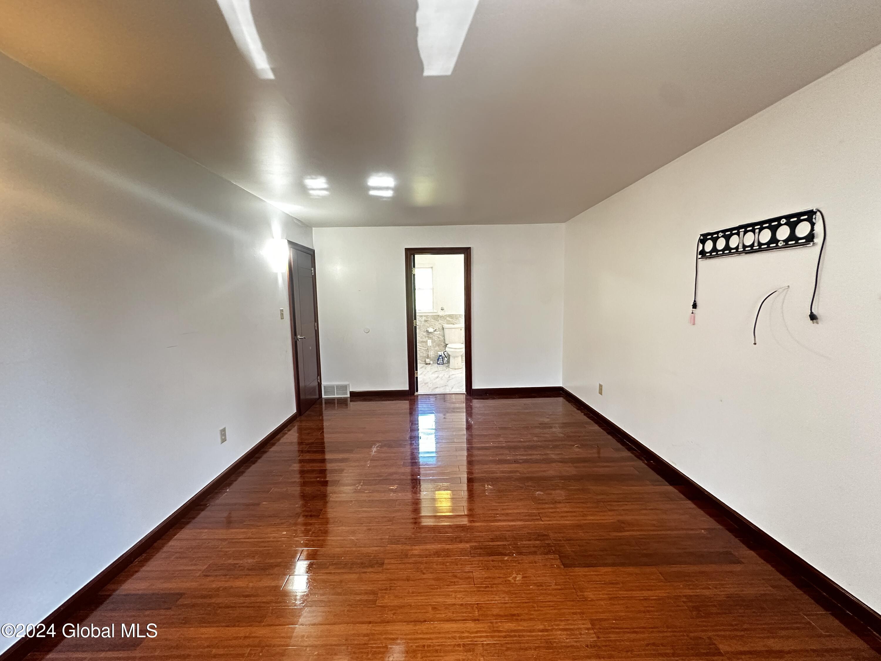 16 Warwick Way, Schenectady, New York image 25