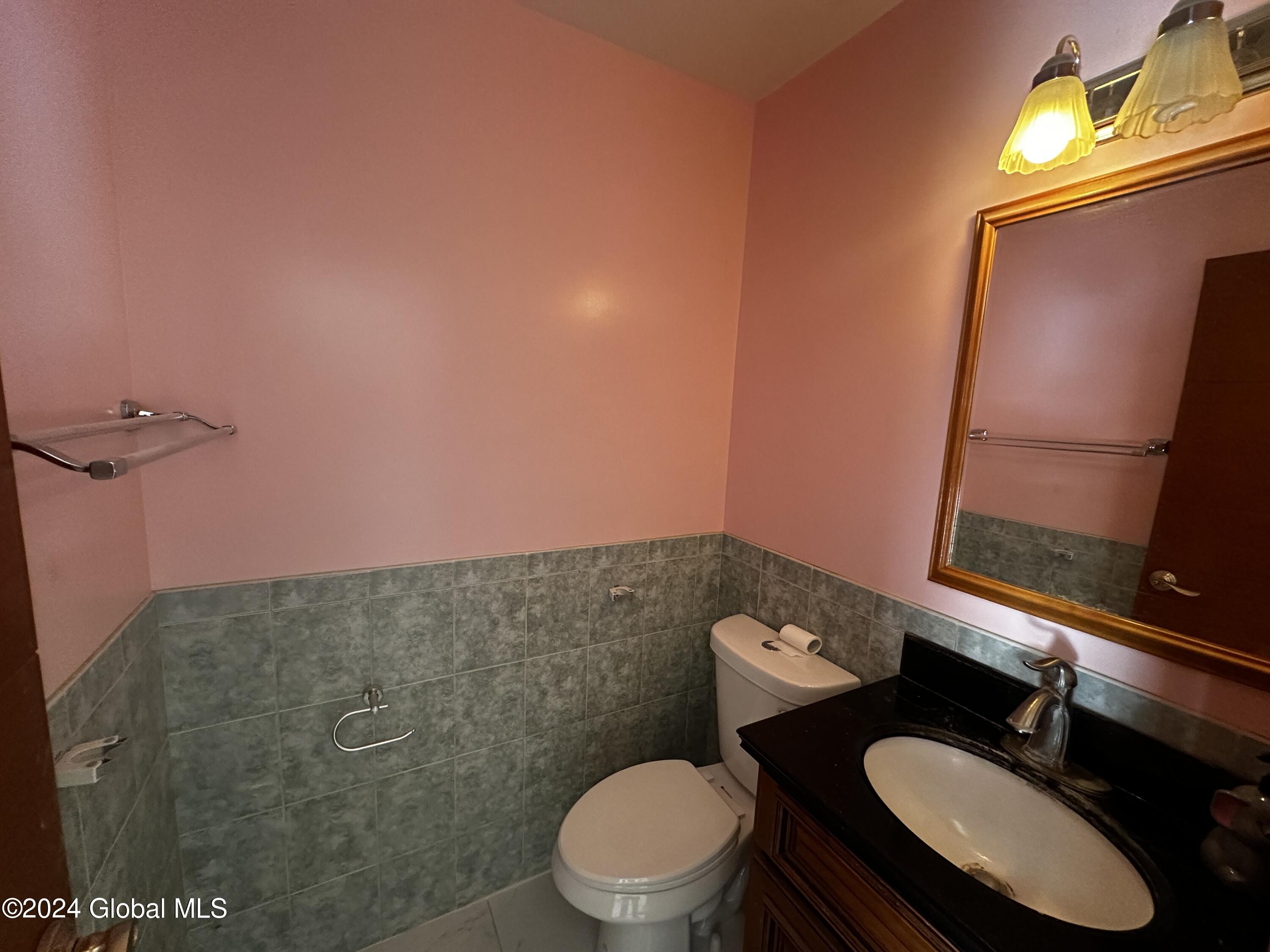 16 Warwick Way, Schenectady, New York image 36