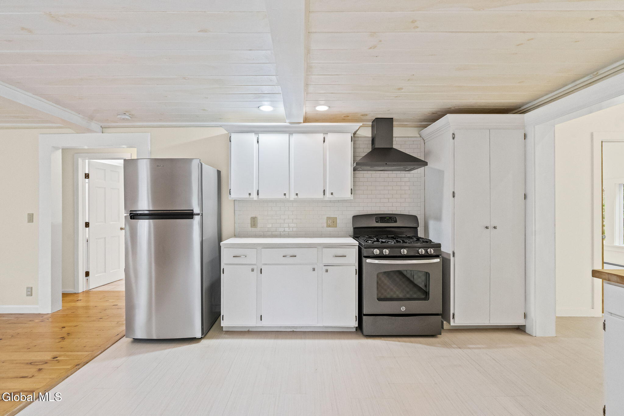 457 Sandhill Road
