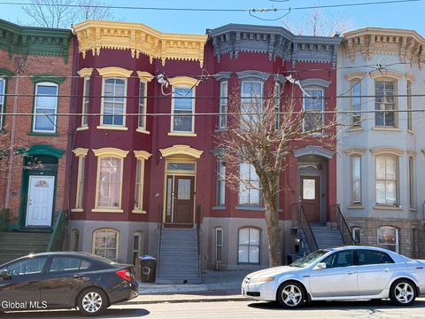 Photo of 370 Clinton Avenue, Albany, NY 12206 (MLS # 202614748)