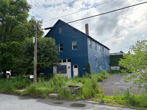Photo of 10 Thompson Street, Ballston Spa, NY 12020 (MLS # 202519090) Photo of 10 Thompson Street, Ballston Spa, NY 12020 (MLS # 202519090)