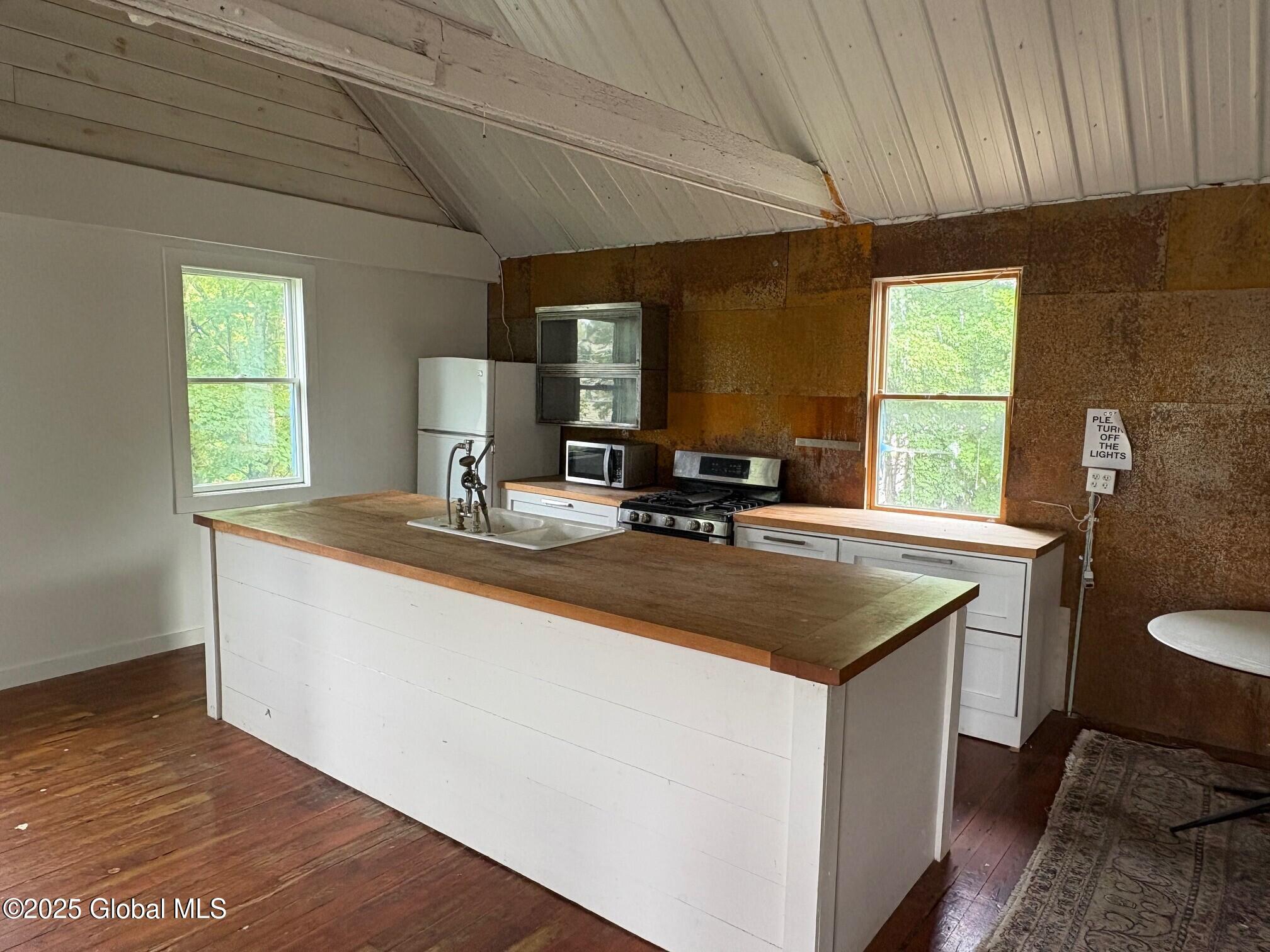 10 Thompson Street, Ballston Spa, New York image 8