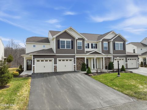 Photo of 39 Jared Court, Cohoes, NY 12047 (MLS # 202613316)