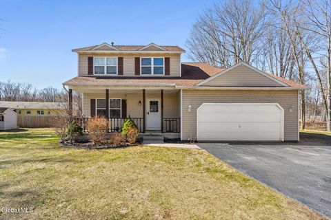 Photo of 25 Netherlands Boulevard, Rotterdam, NY 12306 (MLS # 202613876)