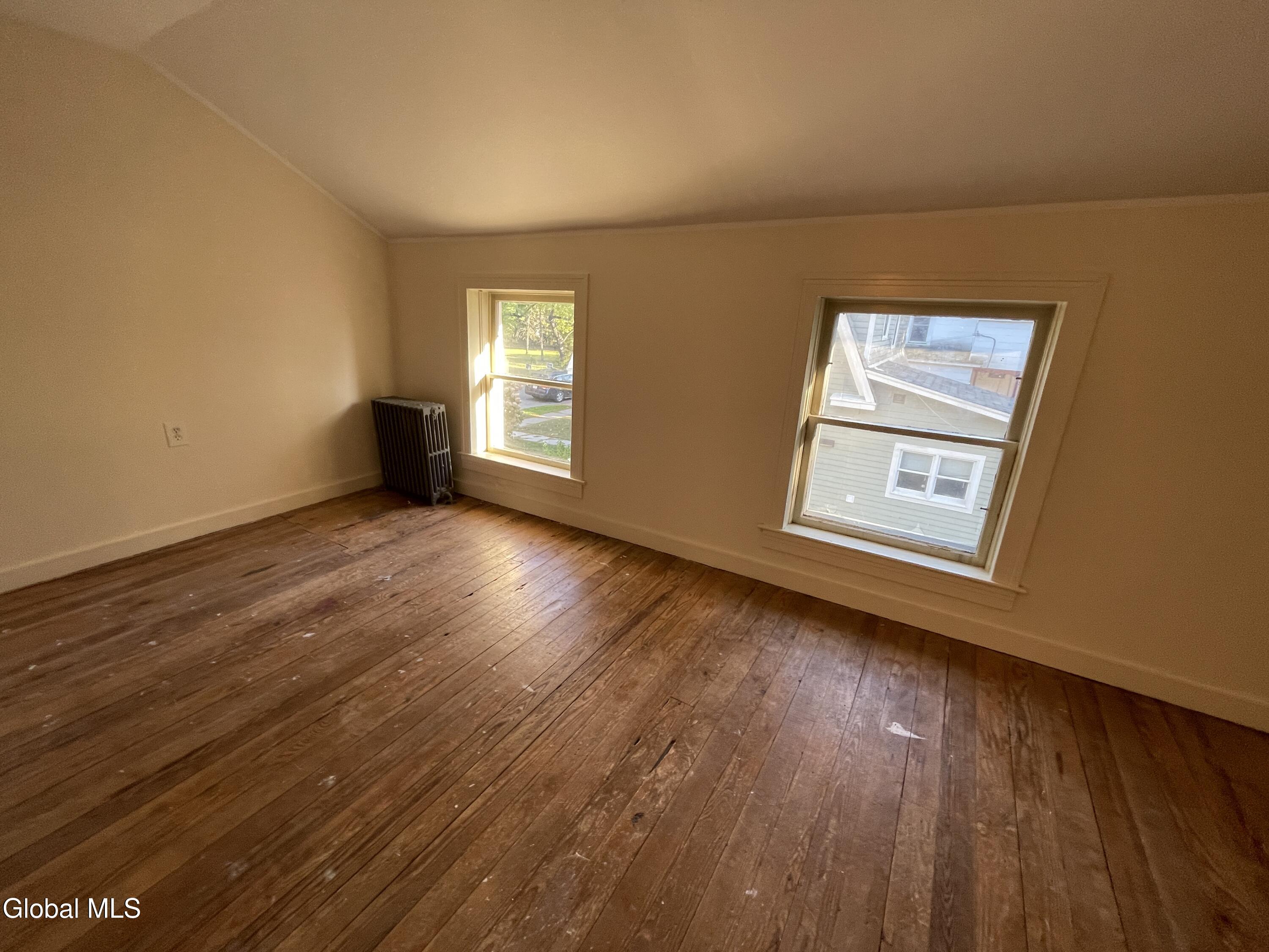 Greenwich, New York 12834, United States, 4 Bedrooms Bedrooms, ,2 BathroomsBathrooms,Residential,Active,226030