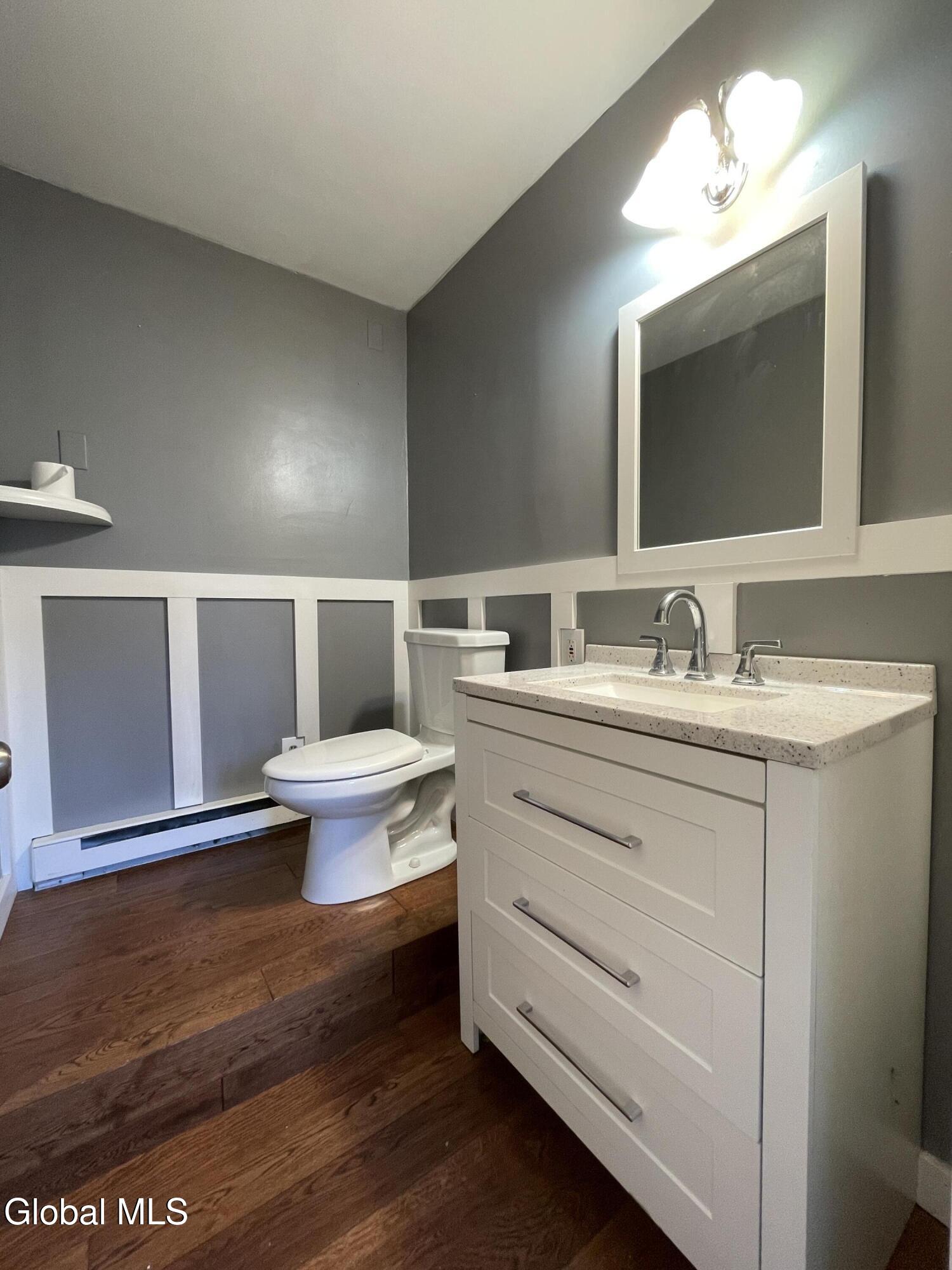 Greenwich, New York 12834, United States, 4 Bedrooms Bedrooms, ,2 BathroomsBathrooms,Residential,Active,226030