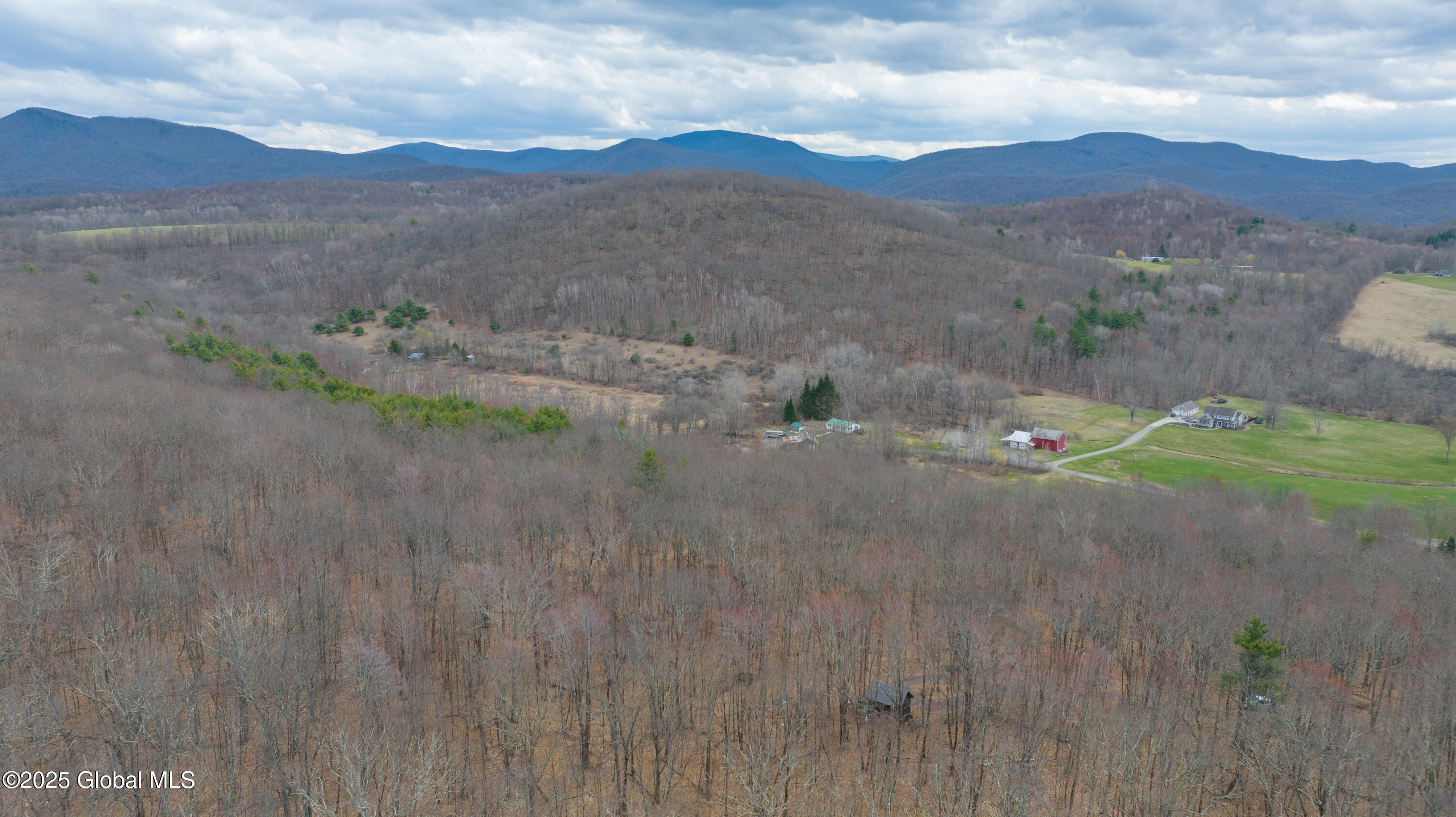 52 Oak Hill Road, Salem, New York image 5