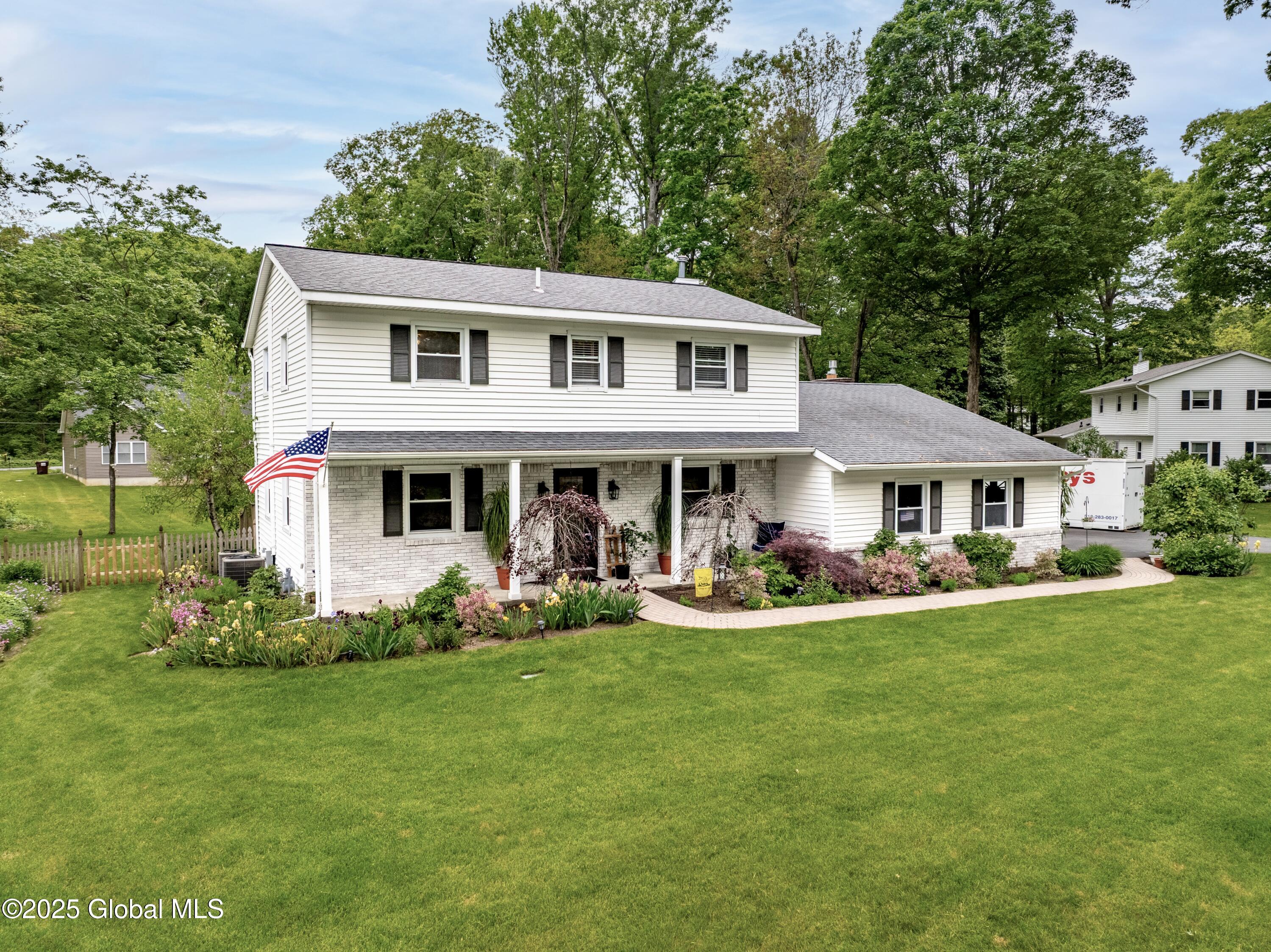 26 Heritage Lane, Clifton Park, New York image 6