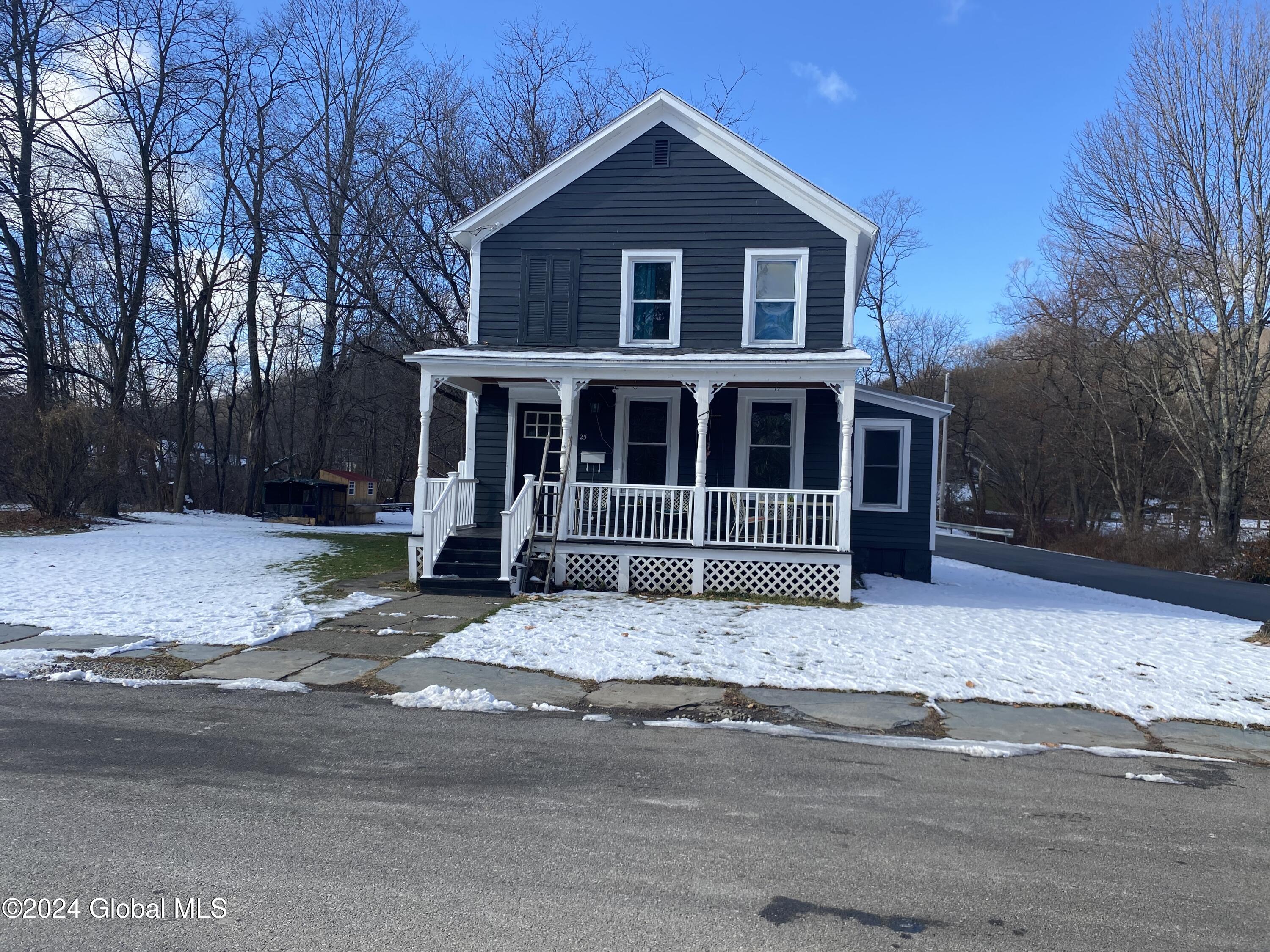 25 St Lukes Place, Cambridge, New York image 1