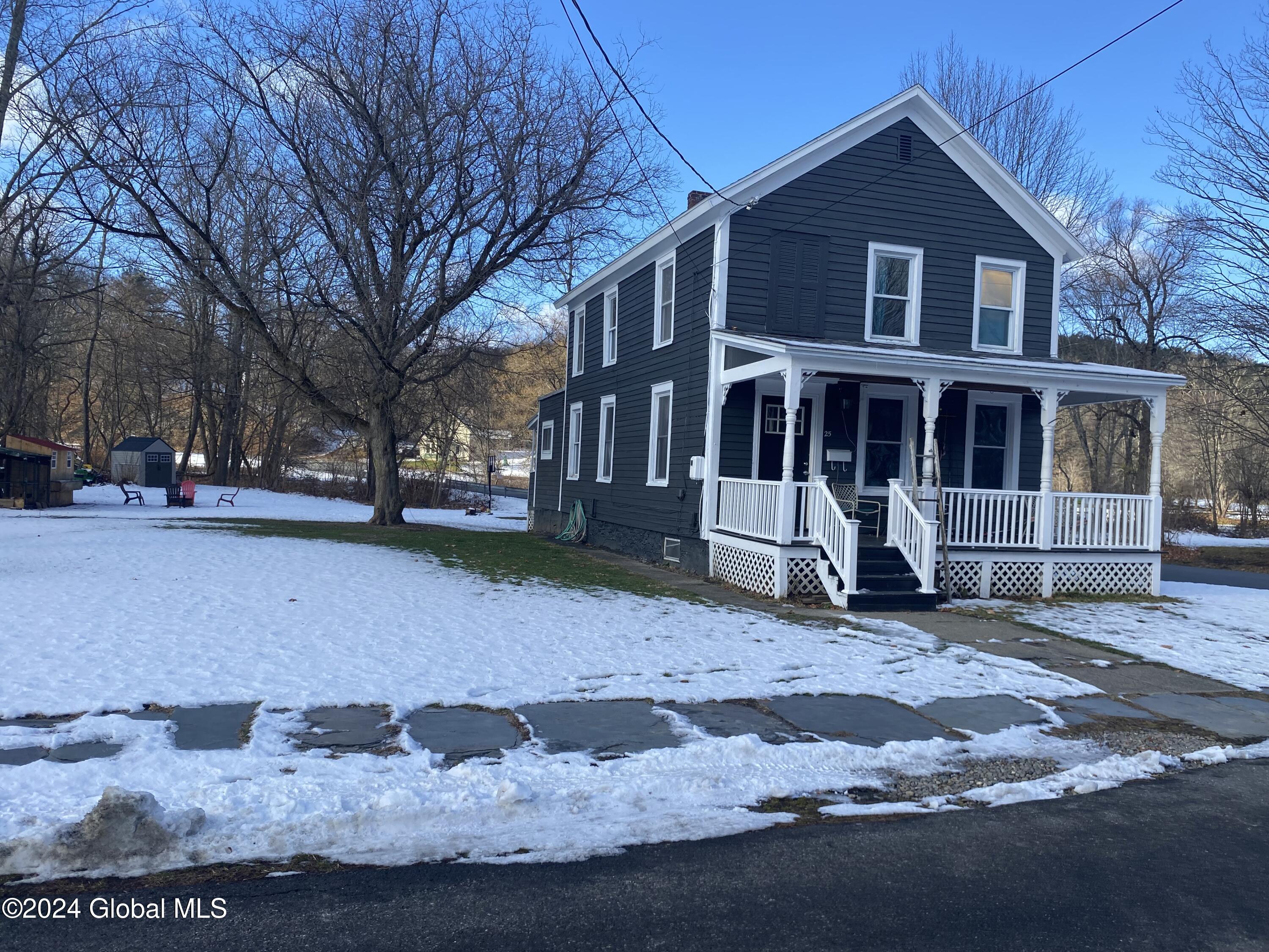 25 St Lukes Place, Cambridge, New York image 3