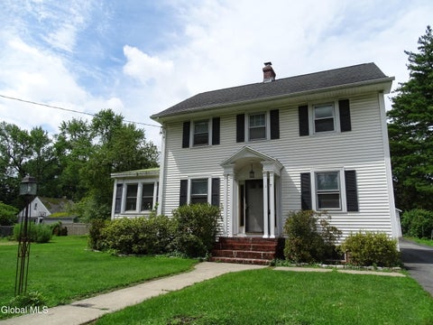 Photo for 17 Bedell Avenue