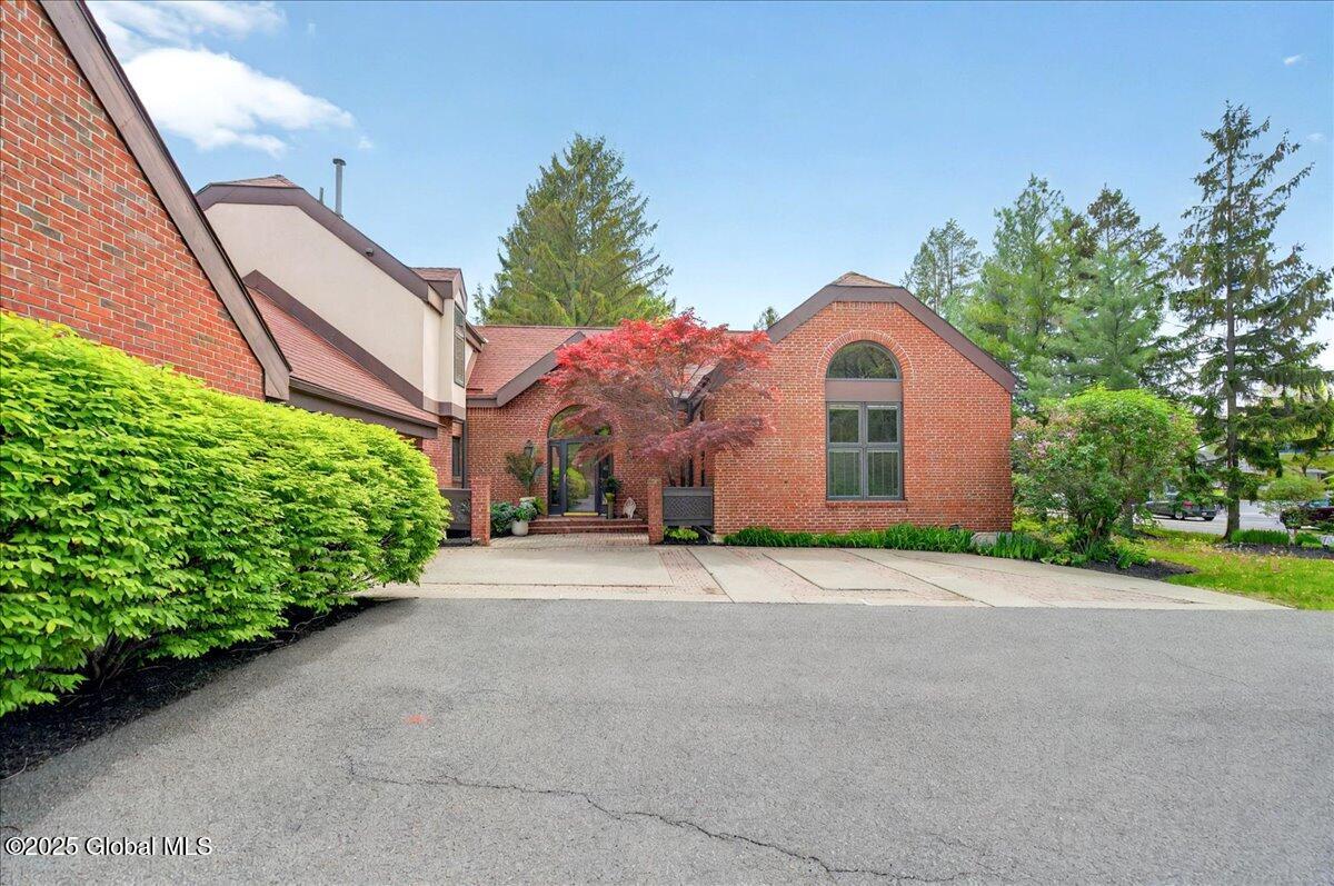 101 E Krumkill Road, Albany, New York image 49