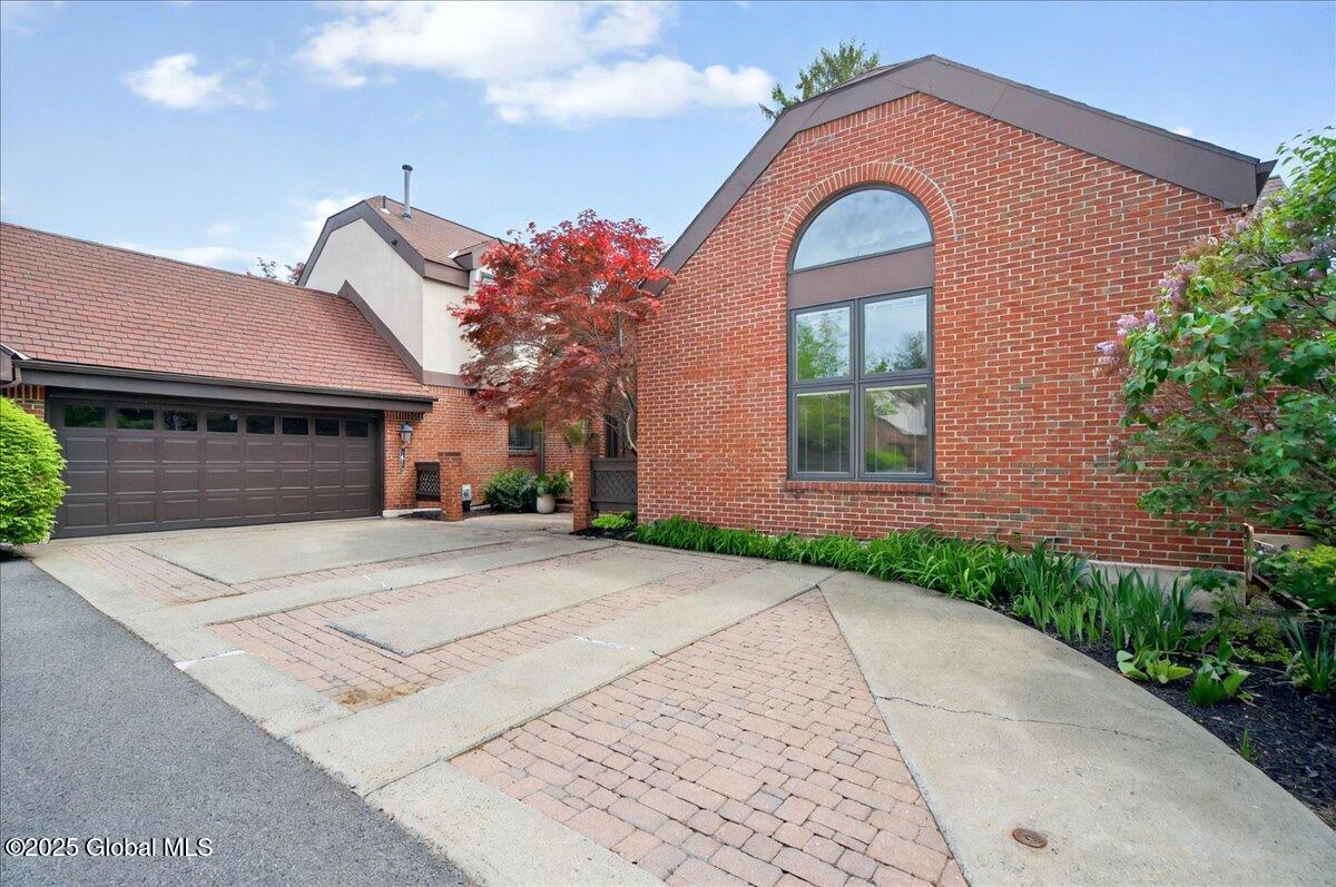 101 E Krumkill Road, Albany, New York image 5