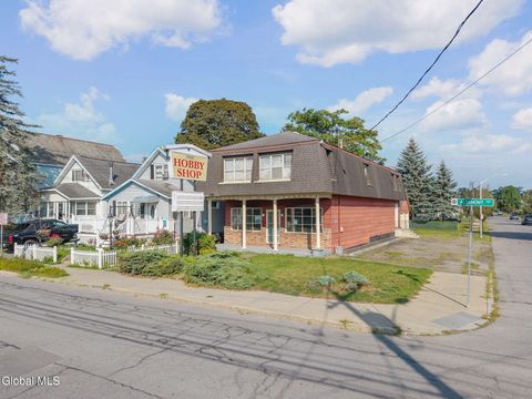 Photo of 351 Altamont Avenue, Schenectady, NY 12303 (MLS # 202524531)
