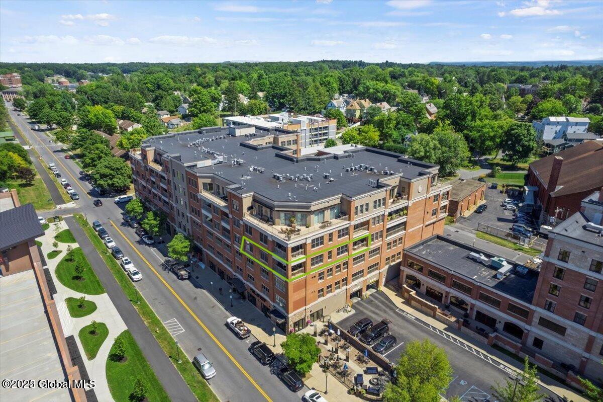 38 High Rock Avenue #4D, Saratoga Springs, New York image 2