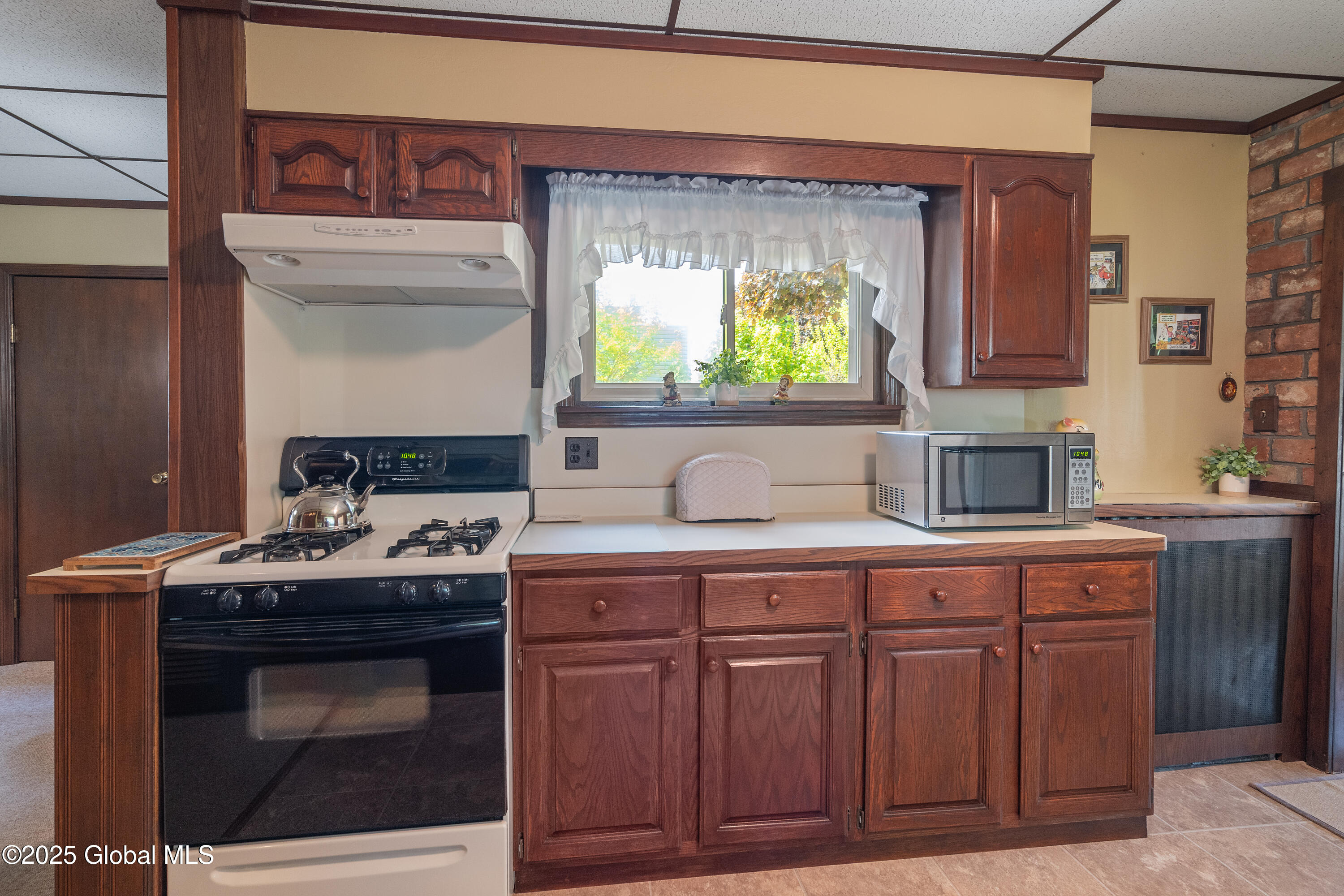 683 3rd Avenue, Troy, New York image 20