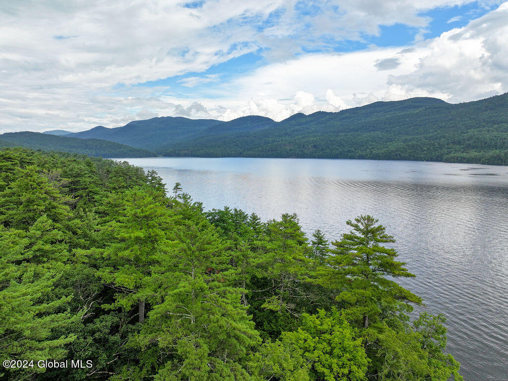 4 And 11 Cliffside Drive, Bolton Landing, New York image 16