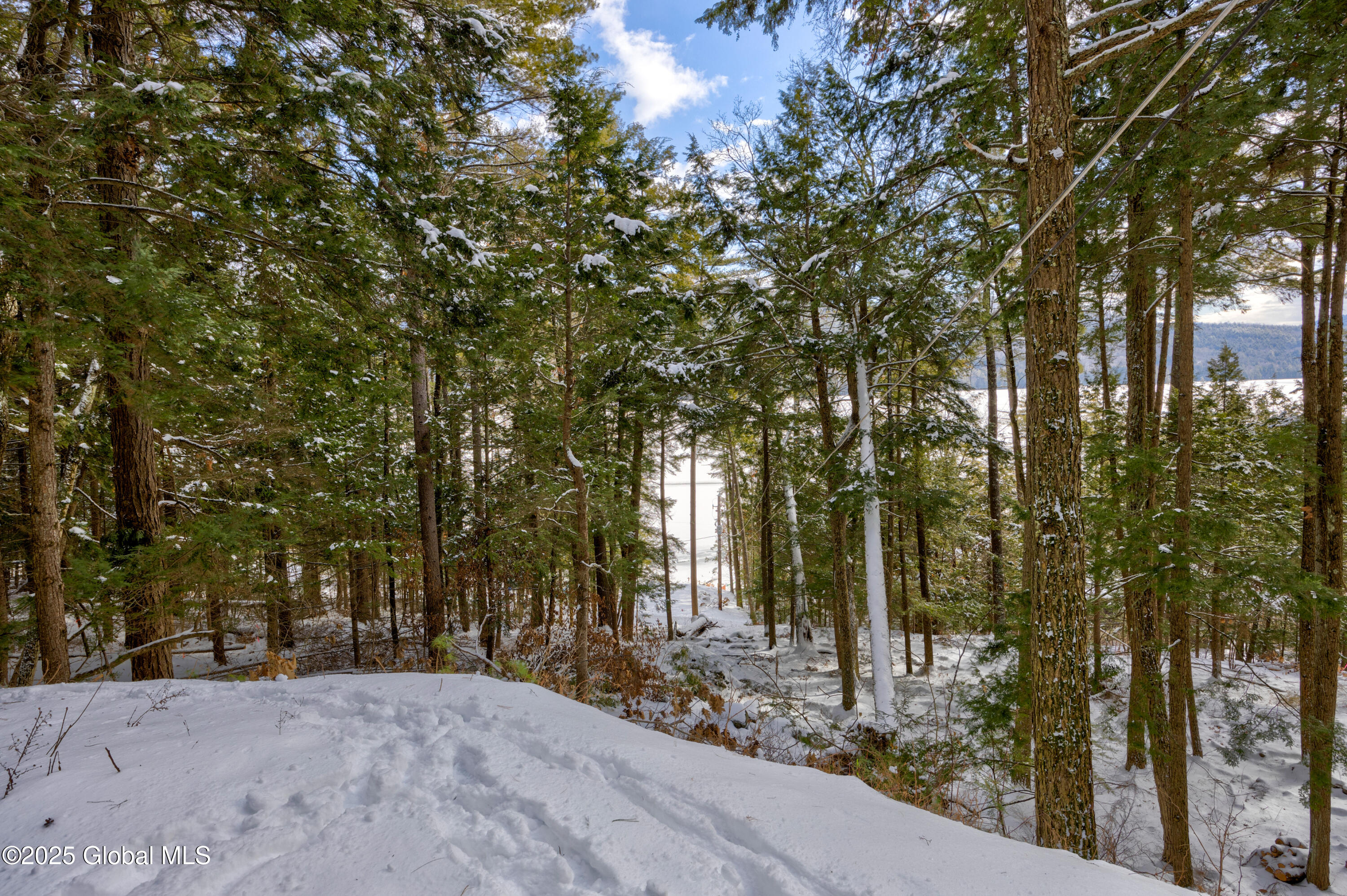 4 And 11 Cliffside Drive, Bolton Landing, New York image 46