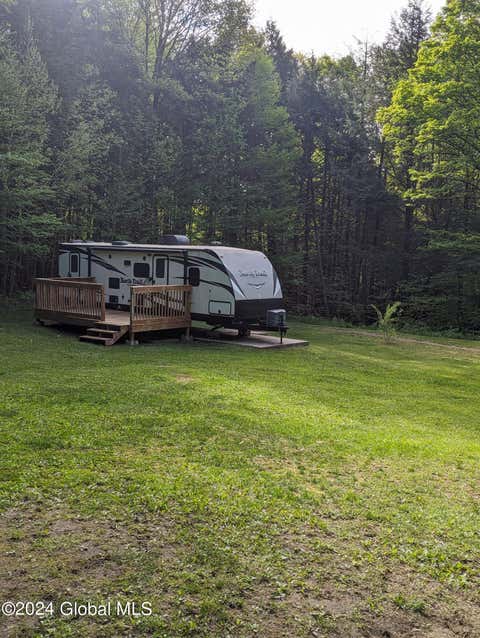 Photo for 308 East Road