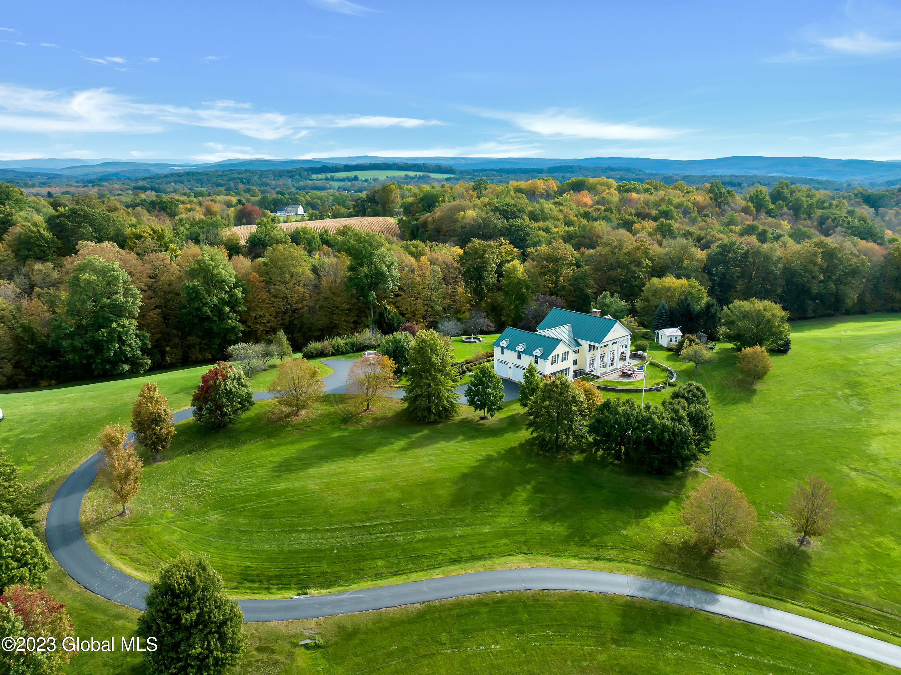 189 Sutherland Road, Valatie, New York image 1