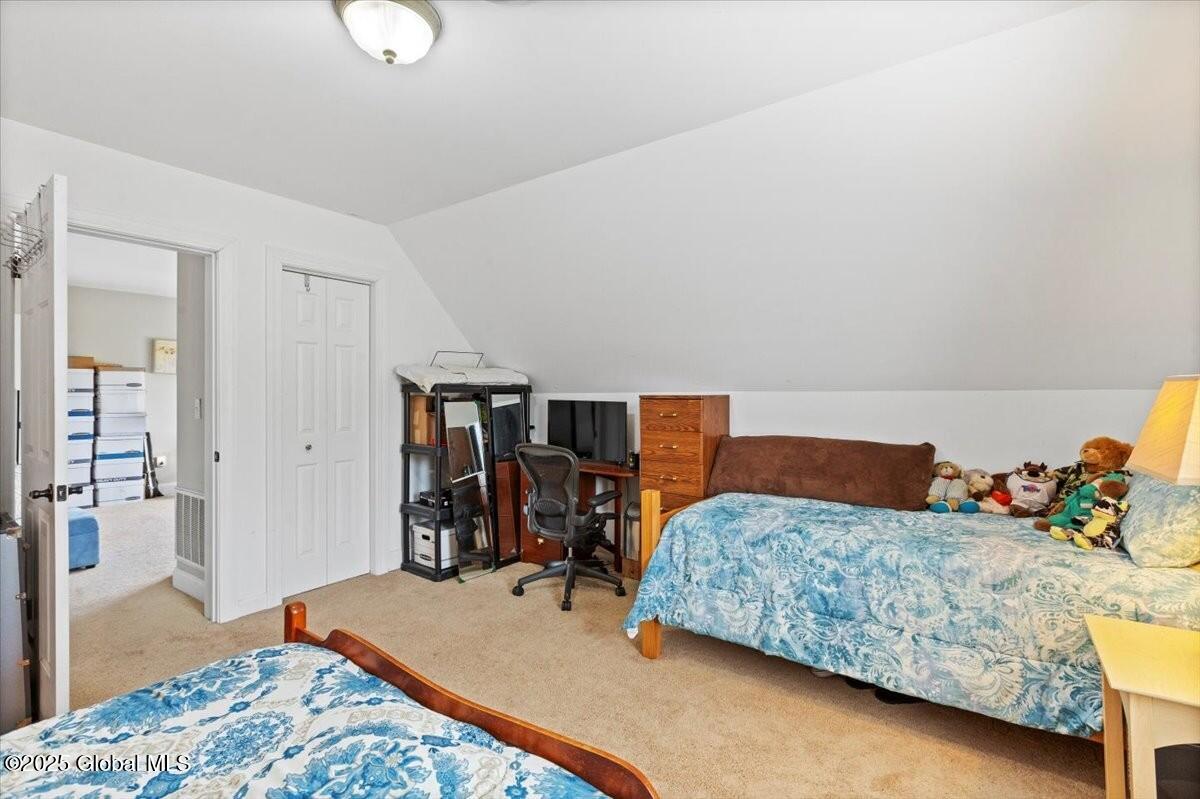 30 Stone Arabia Drive, Troy, New York image 35