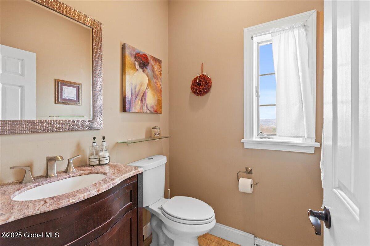 30 Stone Arabia Drive, Troy, New York image 22