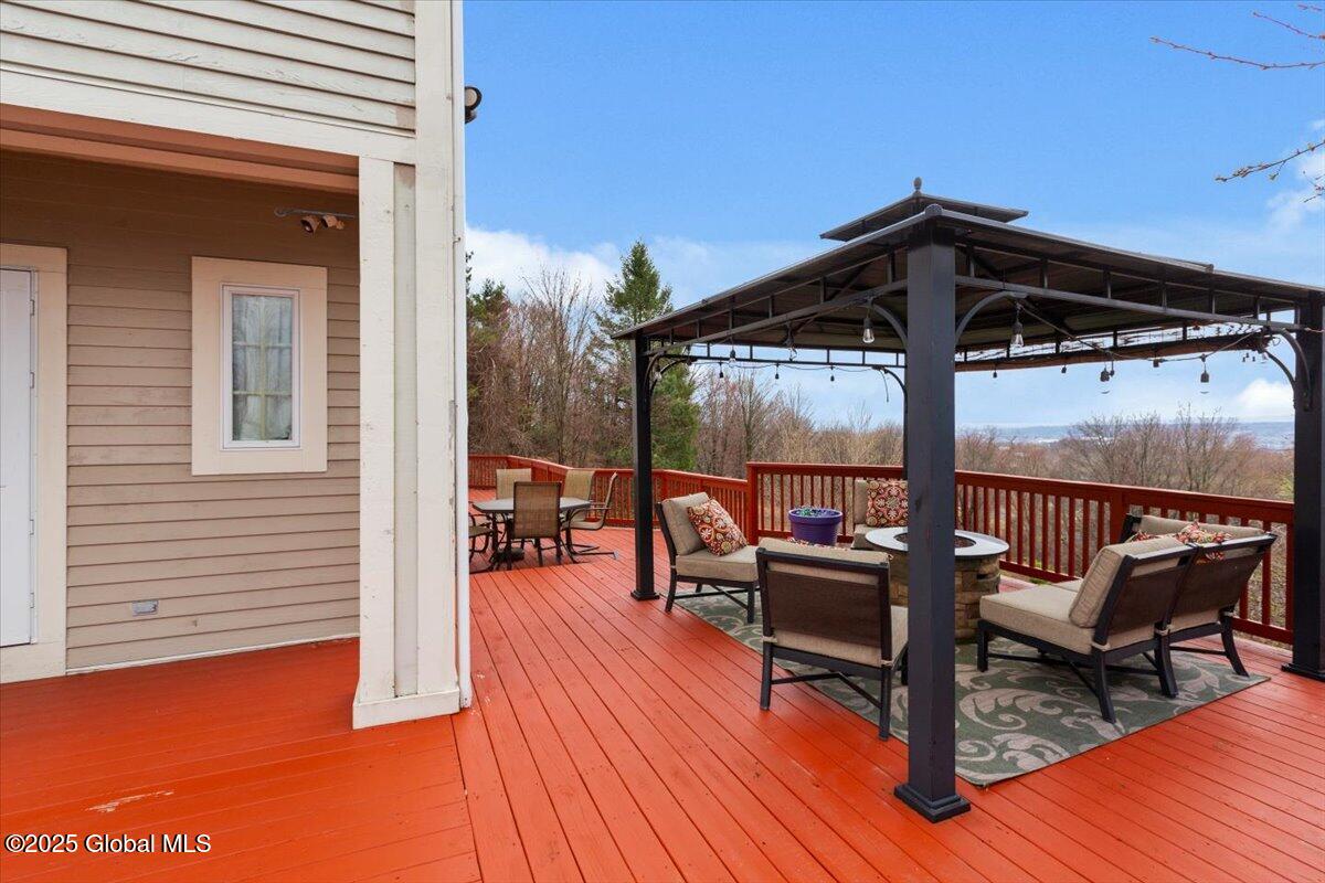 30 Stone Arabia Drive, Troy, New York image 43