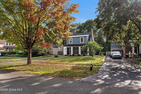 Photo for 1126 N Country Club Drive